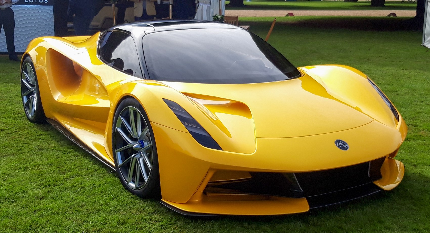 https://totalrenting.es/wp-content/uploads/2022/10/lotus-evija-type-130-2020-70-kwh-2000-cv-coupe-1.png
