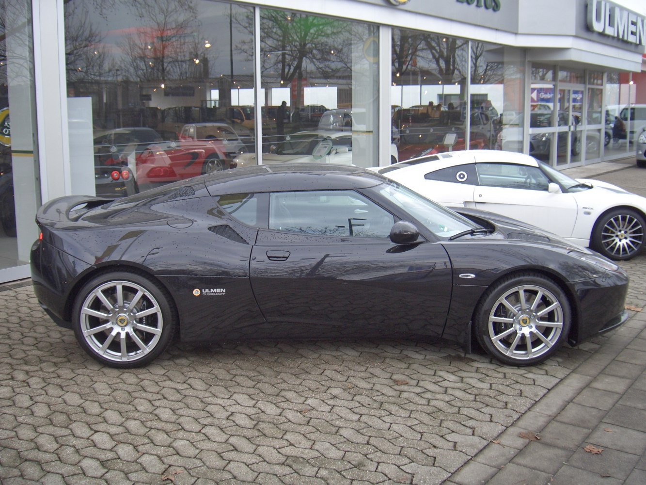 https://totalrenting.es/wp-content/uploads/2022/10/lotus-evora-2010-3-5-v6-280-cv-coupe-3.png