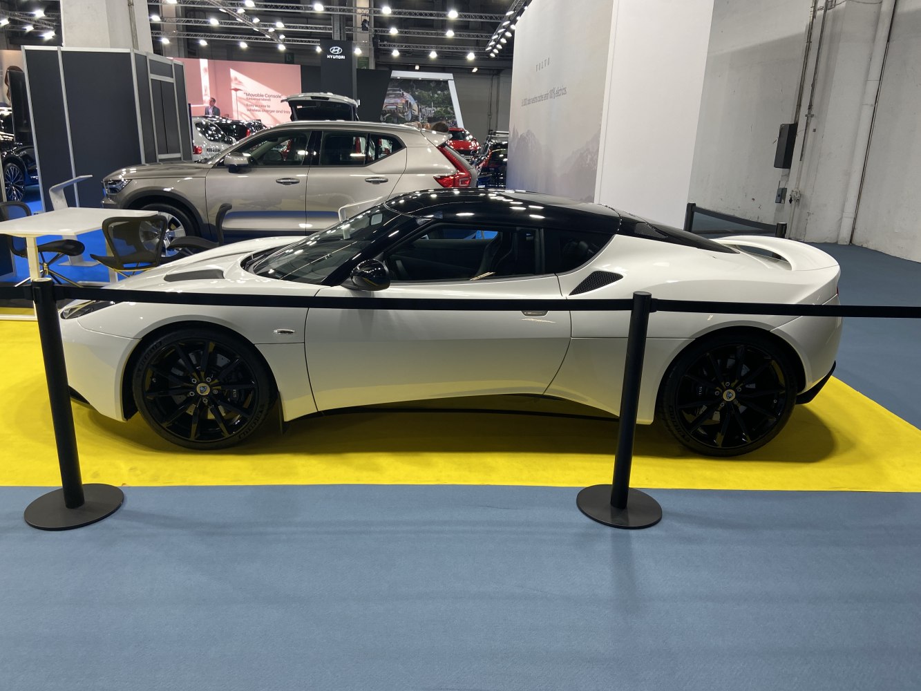 https://totalrenting.es/wp-content/uploads/2022/10/lotus-evora-2010-3-5-v6-280-cv-coupe-6.png