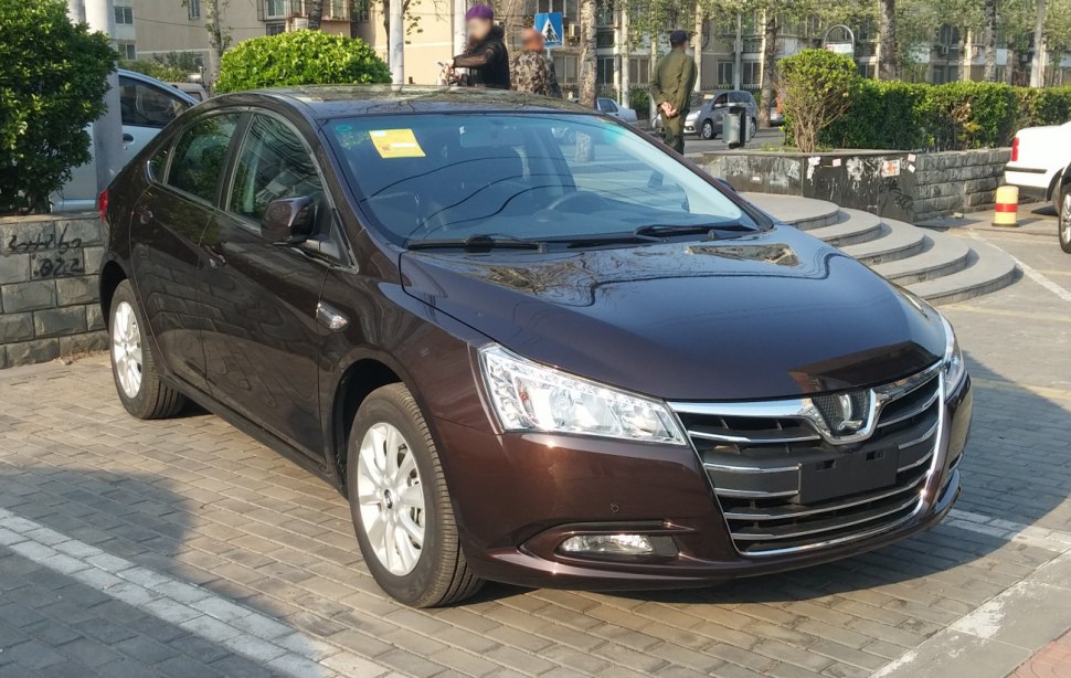 https://totalrenting.es/wp-content/uploads/2022/10/luxgen-5-2011-1-8i-154-cv-automatic-berlina.png