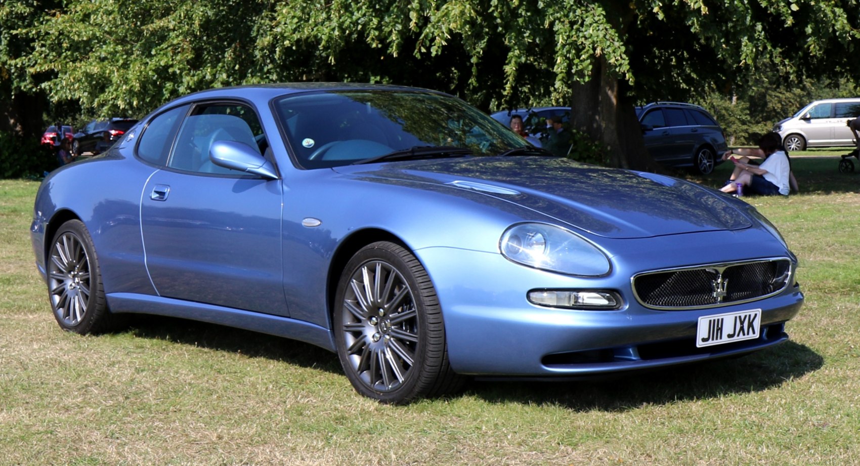 https://totalrenting.es/wp-content/uploads/2022/10/maserati-3200-gt-1998-3-2-biturbo-v8-32v-370-cv-coupe-2.png