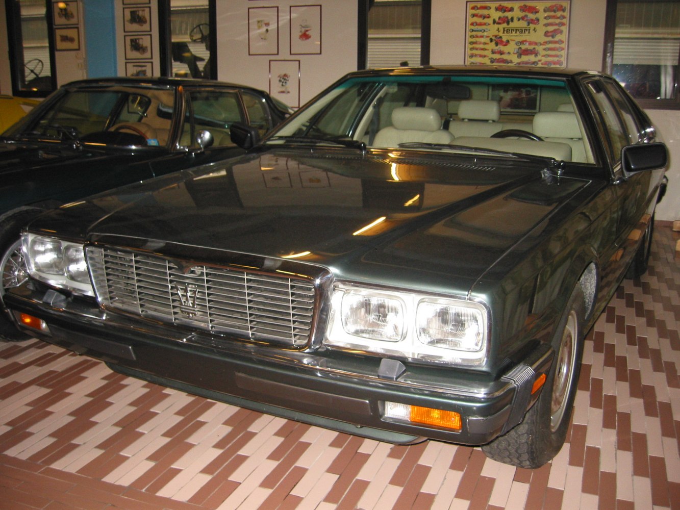 https://totalrenting.es/wp-content/uploads/2022/10/maserati-royale-1979-4-9-v8-280-cv-berlina.png