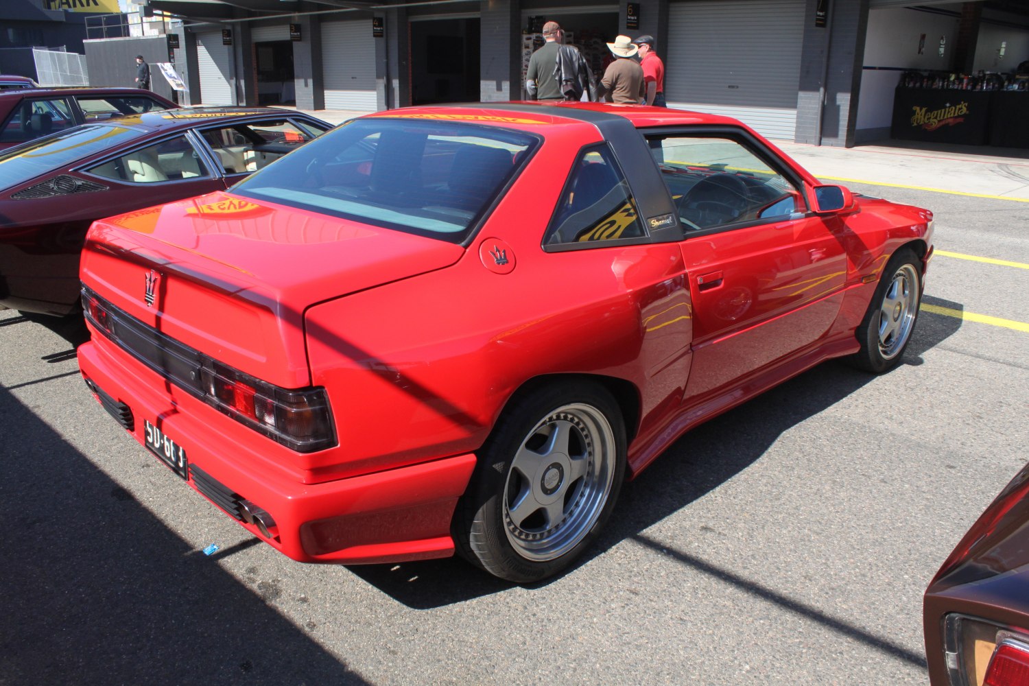 https://totalrenting.es/wp-content/uploads/2022/10/maserati-shamal-1990-3-2-i-v8-32v-326-cv-coupe-5.png