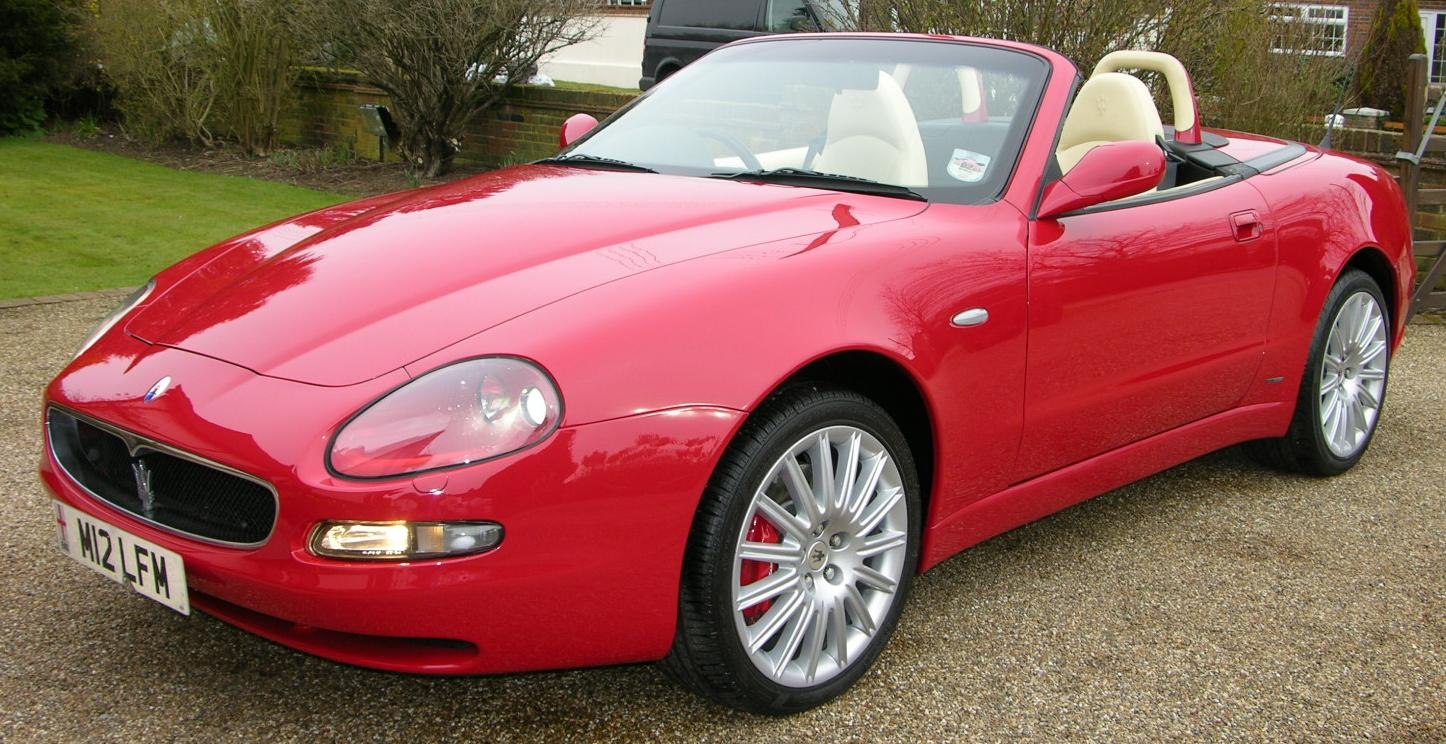 https://totalrenting.es/wp-content/uploads/2022/10/maserati-spyder-2002-4-2-i-v8-32v-390-cv-cabriolet-10.png