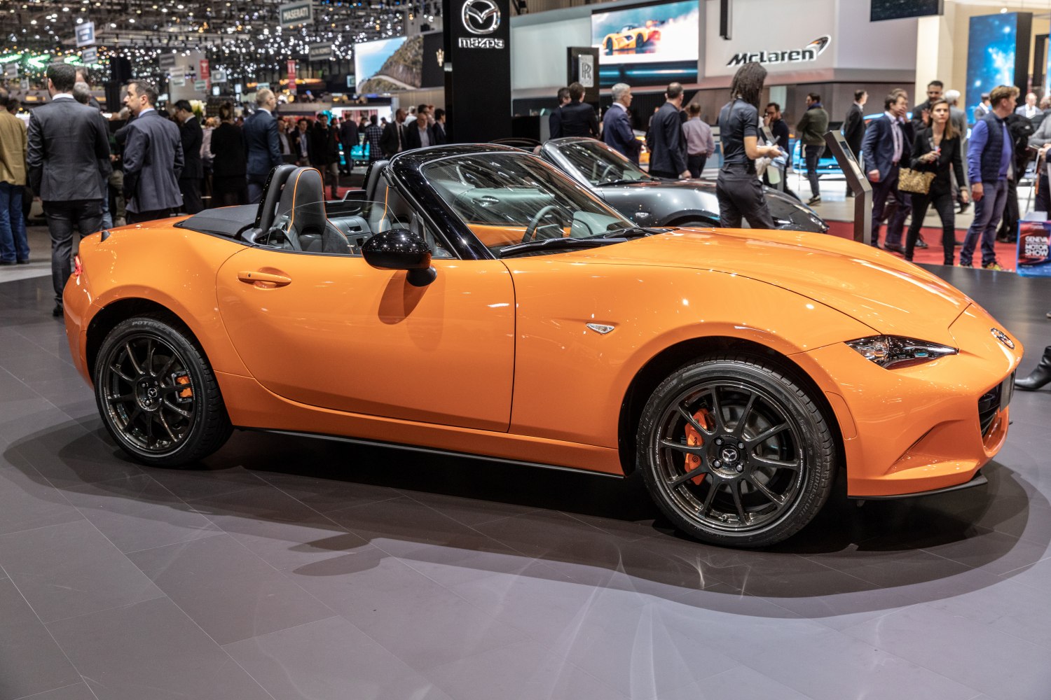 https://totalrenting.es/wp-content/uploads/2022/10/mazda-mx-5-iv-nd2-2019-2-0-skyactiv-g-181-cv-automatic-cabriolet-2.png