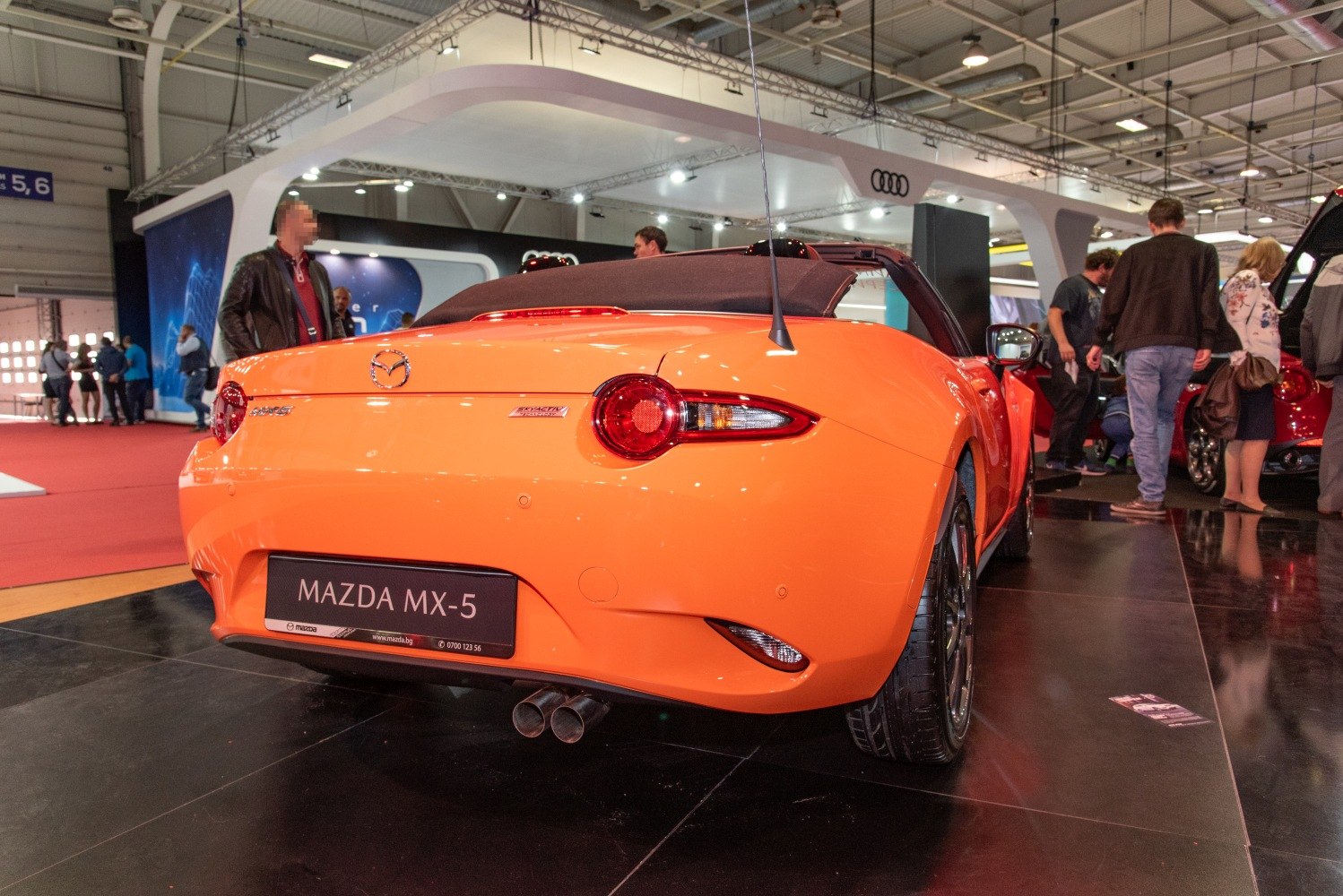 https://totalrenting.es/wp-content/uploads/2022/10/mazda-mx-5-iv-nd2-2019-2-0-skyactiv-g-181-cv-automatic-cabriolet-7.png
