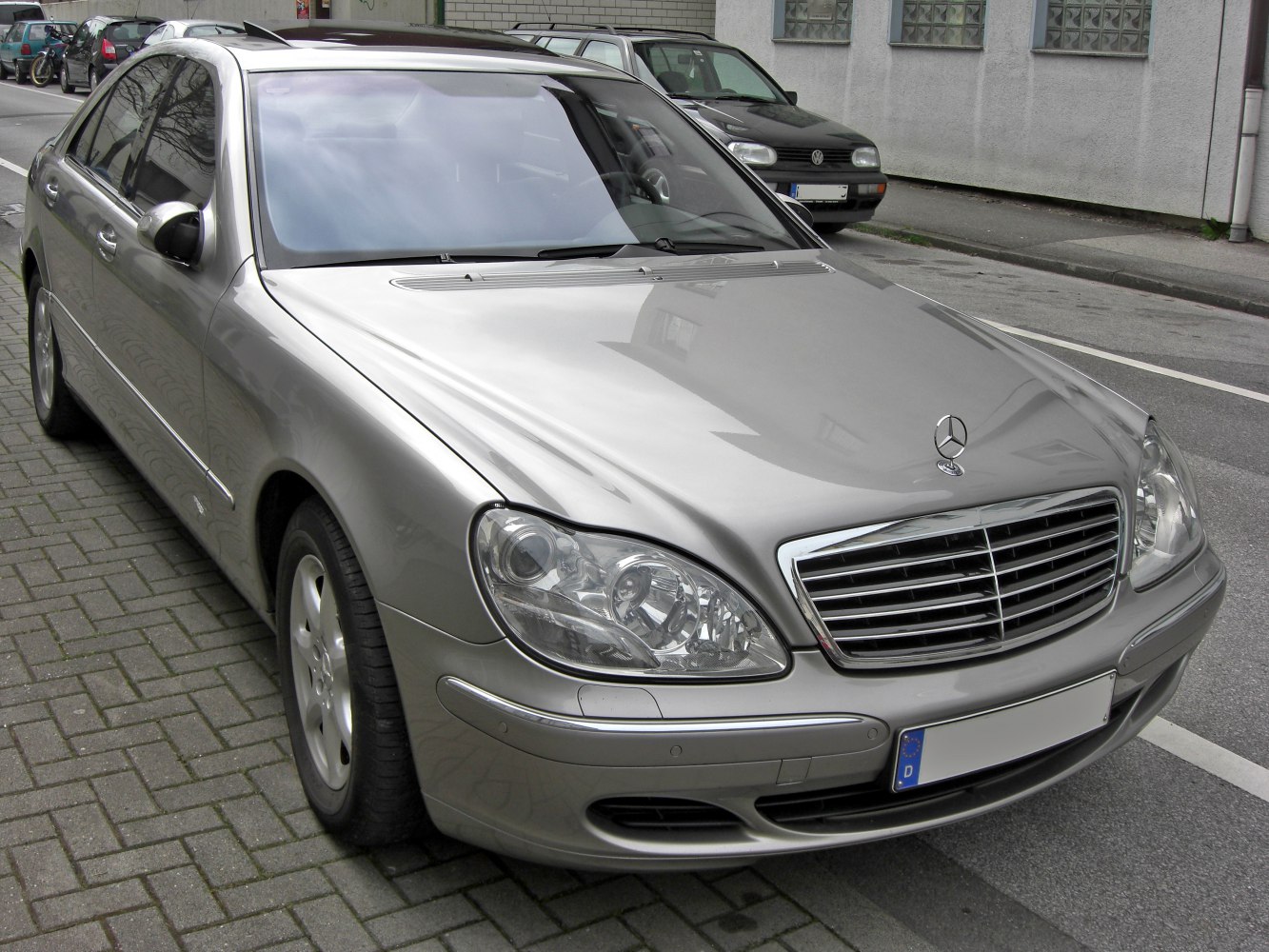https://totalrenting.es/wp-content/uploads/2022/10/mercedes-benz-clase-s-w220-facelift-2002-2003-s-320-cdi-204-cv-g-tronic-berlina.png