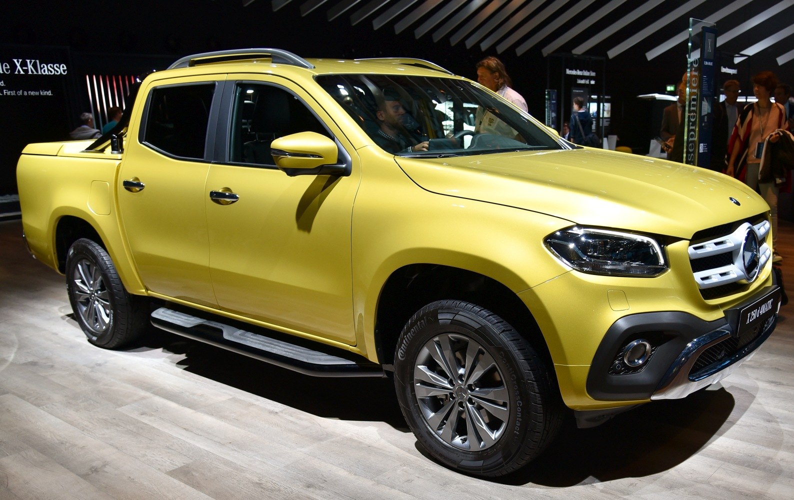 https://totalrenting.es/wp-content/uploads/2022/10/mercedes-benz-clase-x-2017-x-250d-190-cv-automatic-pick-up.png