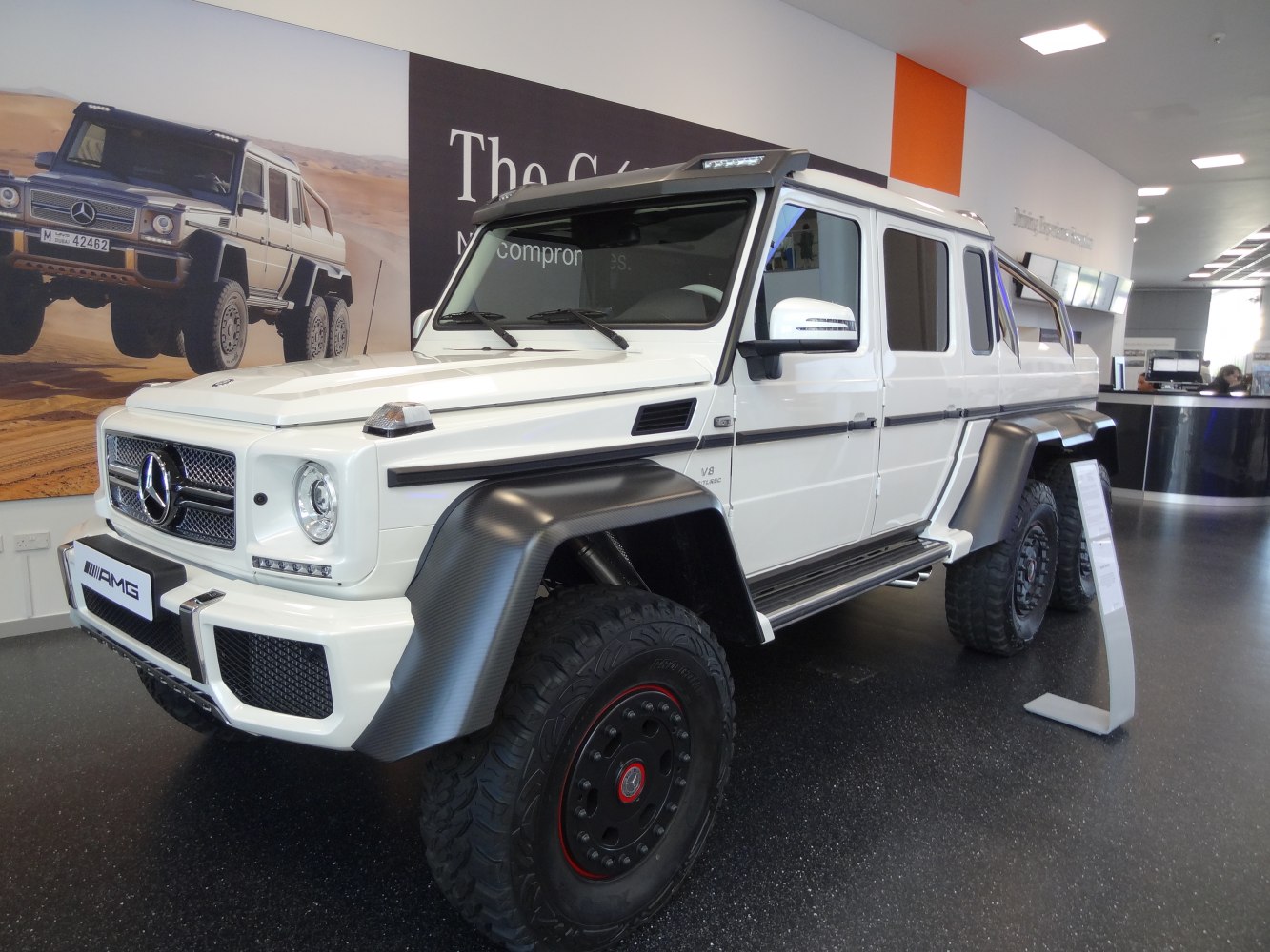 https://totalrenting.es/wp-content/uploads/2022/10/mercedes-benz-g-class-6x6-w463-2013-amg-g-63-v8-544-cv-6x6-7g-tronic-speedshift-plus-pick-up.png