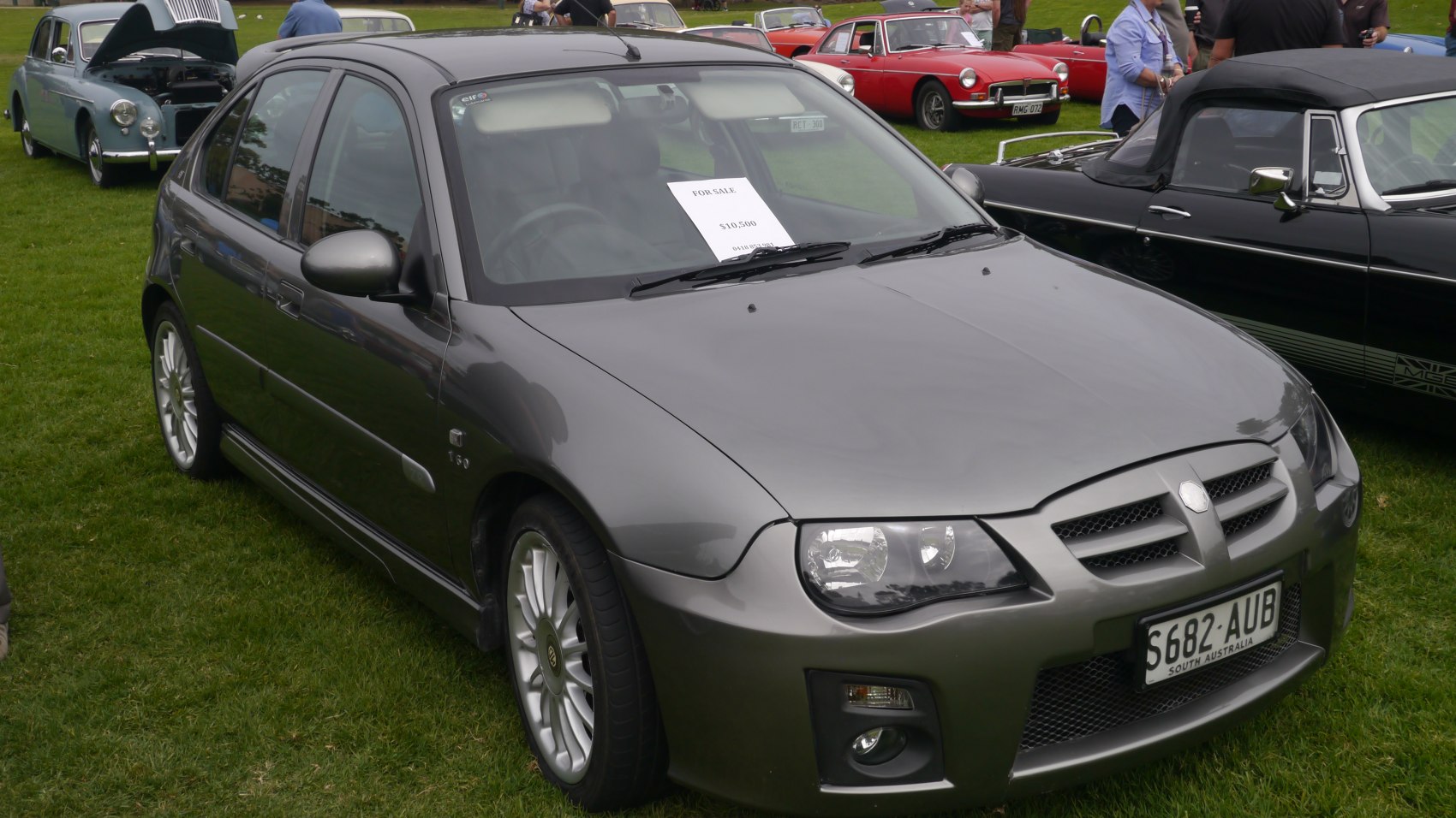 https://totalrenting.es/wp-content/uploads/2022/10/mg-zr-facelift-2004-2004-1-8-16v-vvc-160-cv-hatchback-2.png