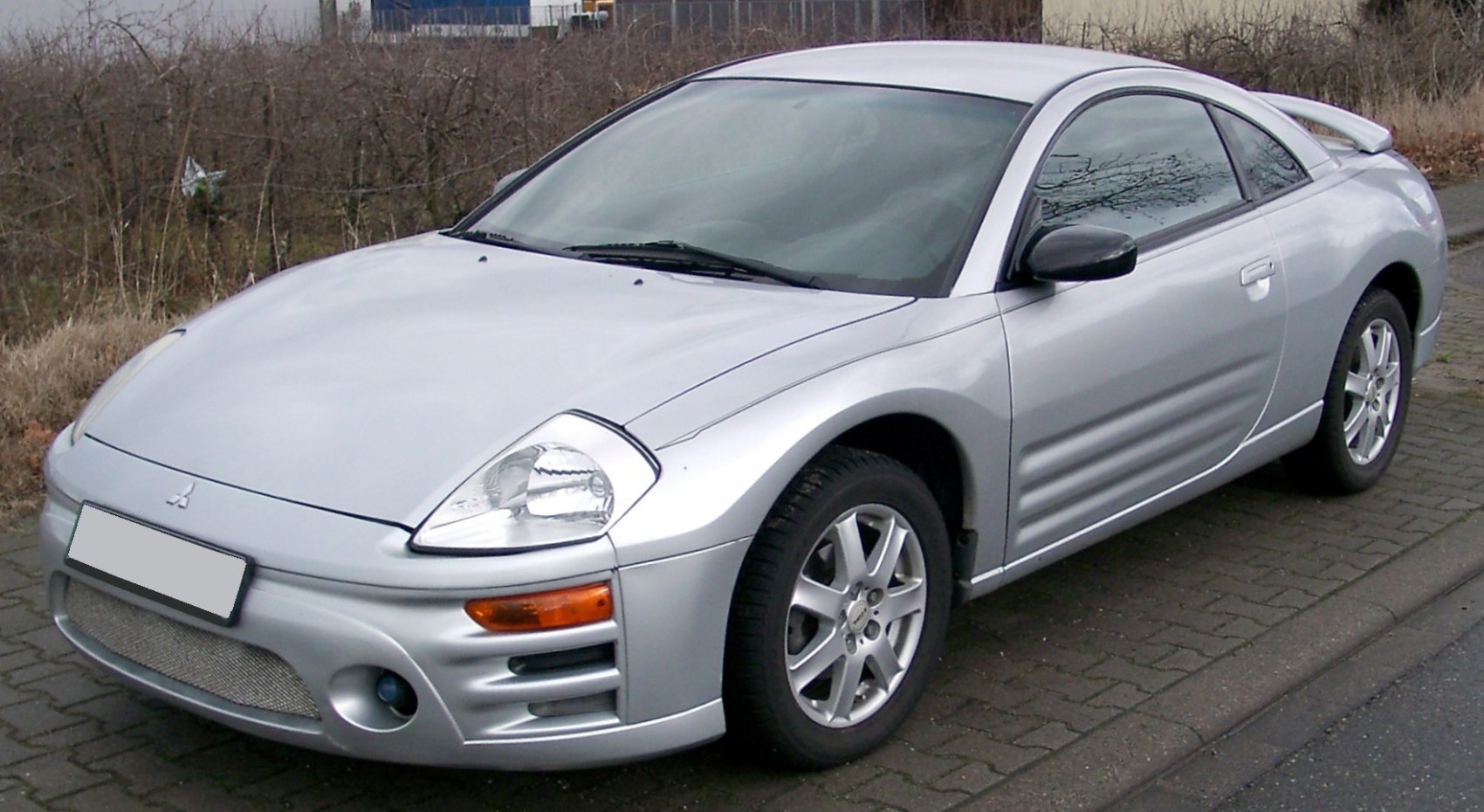 https://totalrenting.es/wp-content/uploads/2022/10/mitsubishi-eclipse-iii-3g-facelift-2003-2003-2-4-147-cv-coupe-liftback.png