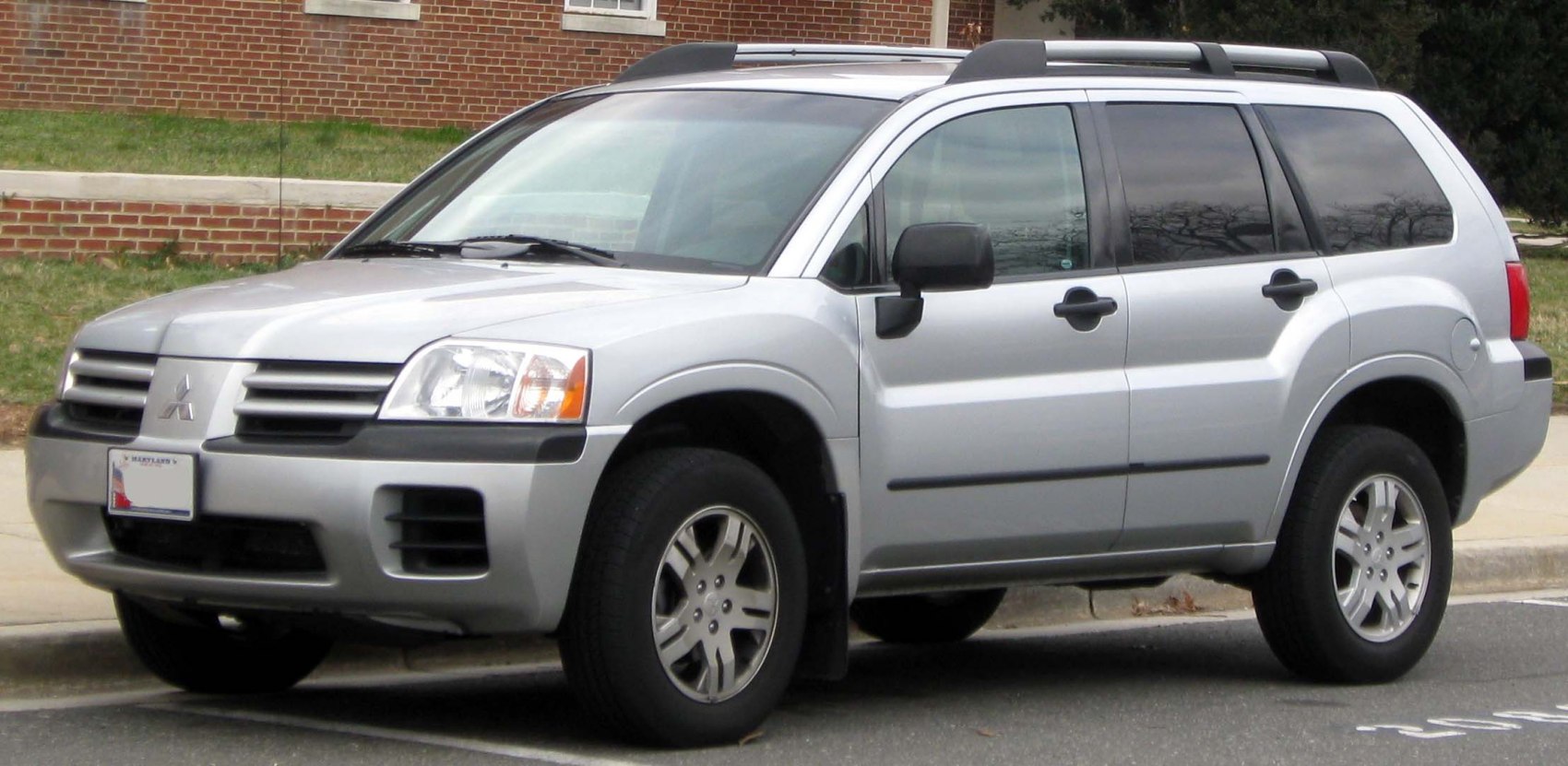 https://totalrenting.es/wp-content/uploads/2022/10/mitsubishi-endeavor-2004-3-8-i-v6-24v-2wd-218-cv-todoterreno.png
