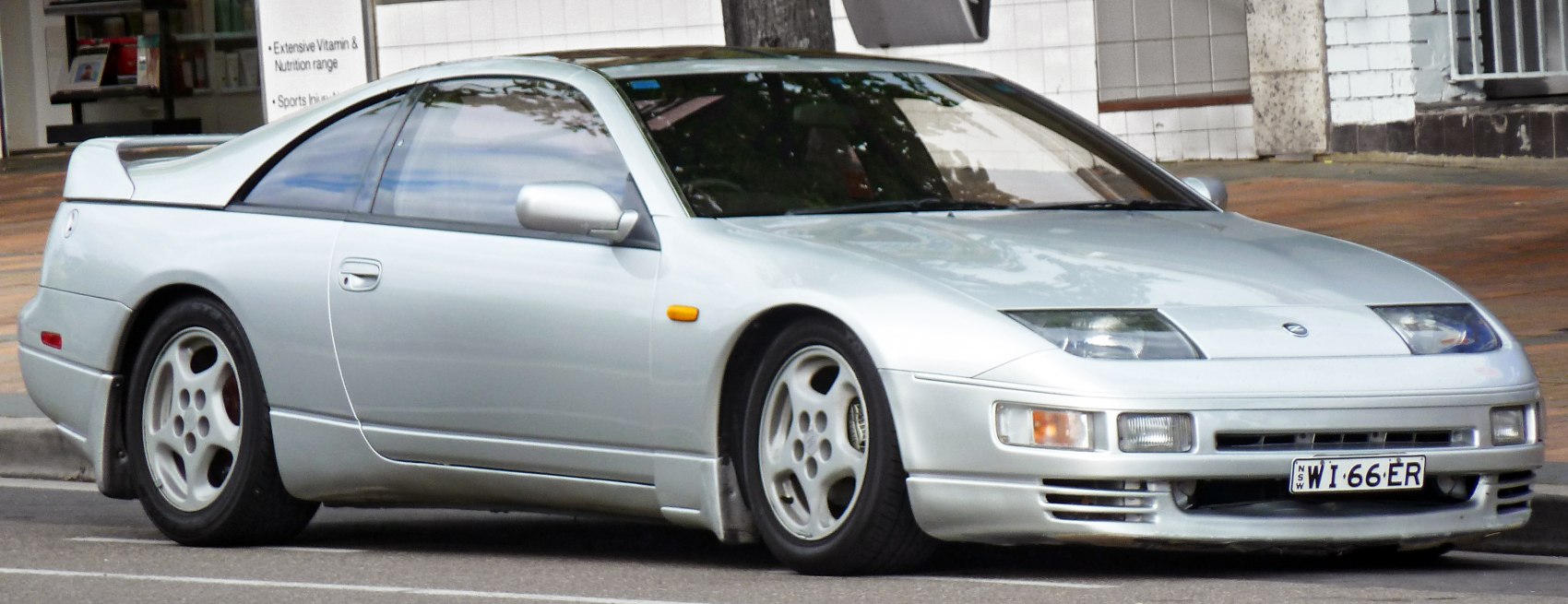 https://totalrenting.es/wp-content/uploads/2022/10/nissan-300-zx-z32-1990-3-0-twin-turbo-268-cv-coupe.png