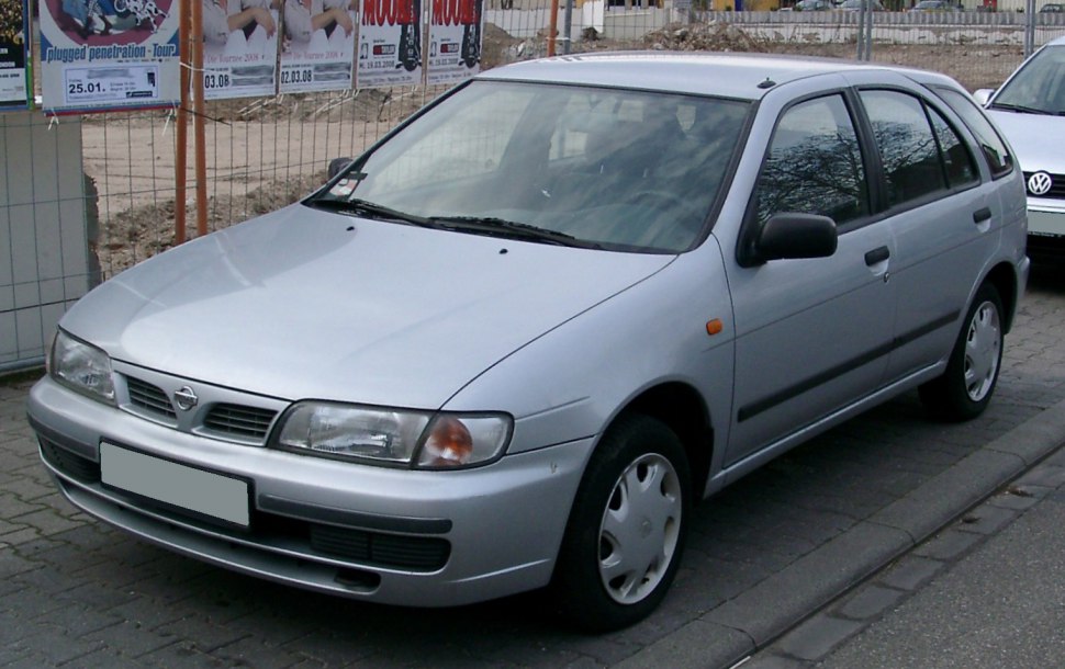 https://totalrenting.es/wp-content/uploads/2022/10/nissan-almera-i-hatchback-n15-1995-1-4-87-cv-hatchback.png