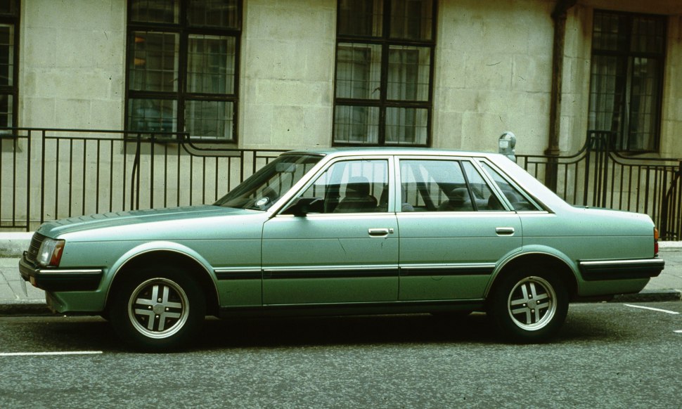 https://totalrenting.es/wp-content/uploads/2022/10/nissan-laurel-jc31-1981-2-0-97-cv-berlina.png