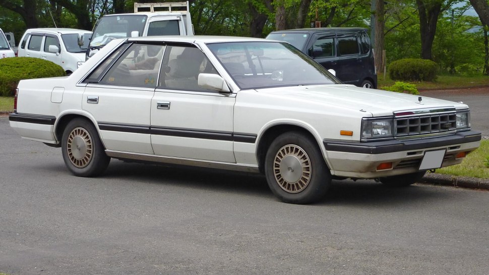 https://totalrenting.es/wp-content/uploads/2022/10/nissan-laurel-jc32-1985-2-4-128-cv-berlina.png