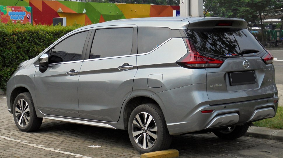 https://totalrenting.es/wp-content/uploads/2022/10/nissan-livina-ii-2019-1-5i-104-cv-automatic-mpv-1.png