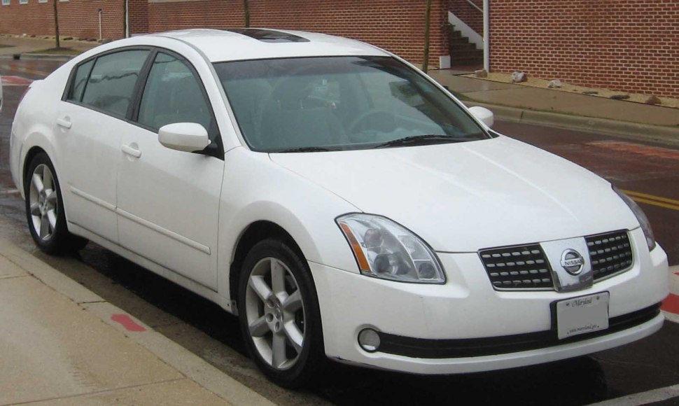 https://totalrenting.es/wp-content/uploads/2022/10/nissan-maxima-qx-vi-a34-2004-3-5-i-v6-24v-268-cv-berlina.png