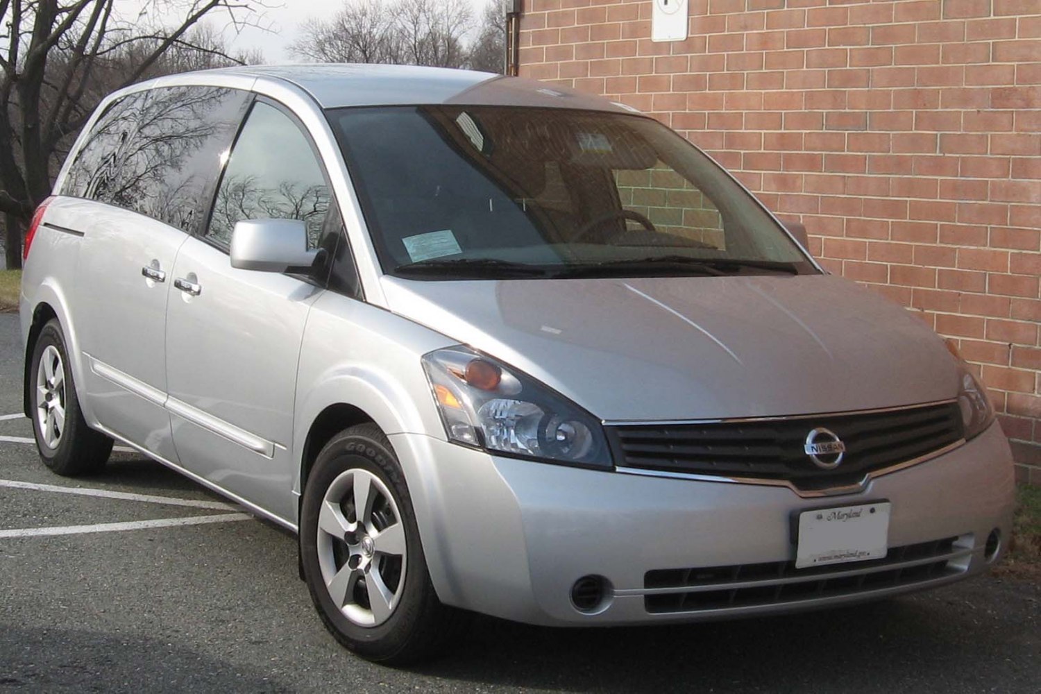 https://totalrenting.es/wp-content/uploads/2022/10/nissan-quest-ff-l-2004-3-5-i-v6-24v-233-cv-minivan-2.png