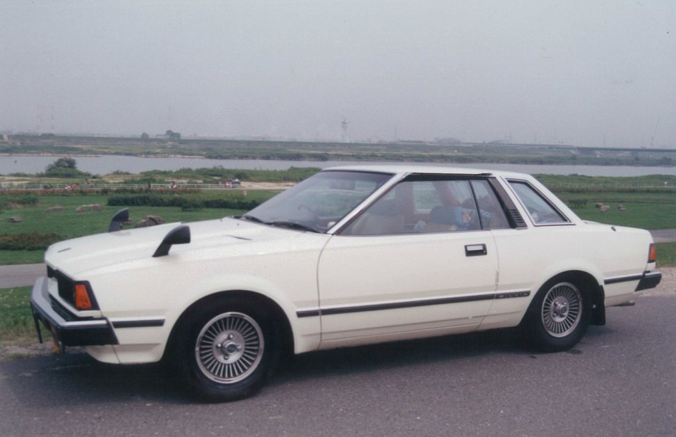 https://totalrenting.es/wp-content/uploads/2022/10/nissan-silvia-s110-1979-1-8-turbo-92-cv-coupe.png