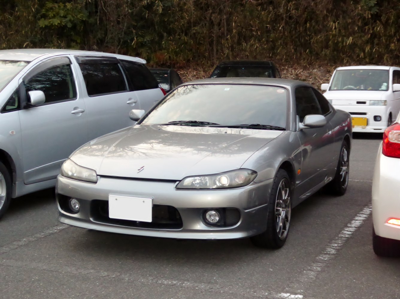 https://totalrenting.es/wp-content/uploads/2022/10/nissan-silvia-s15-1999-2-0-i-16v-165-cv-coupe.png