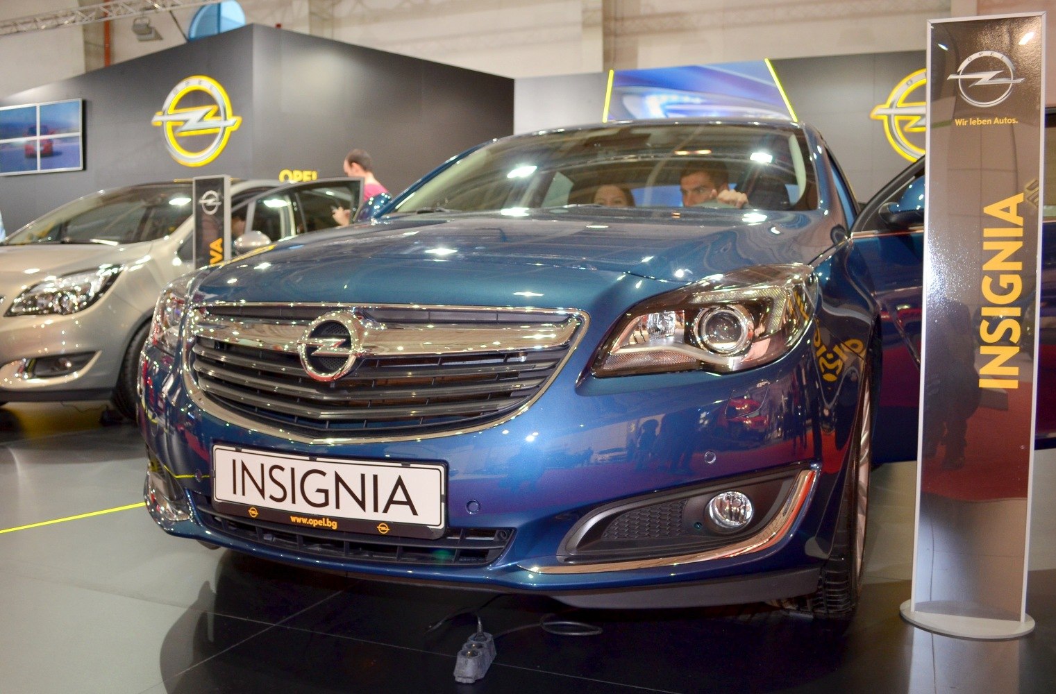 https://totalrenting.es/wp-content/uploads/2022/10/opel-insignia-sedan-a-facelift-2013-2013-1-4-140-cv-turbo-ecotec-start-stop-berlina.png