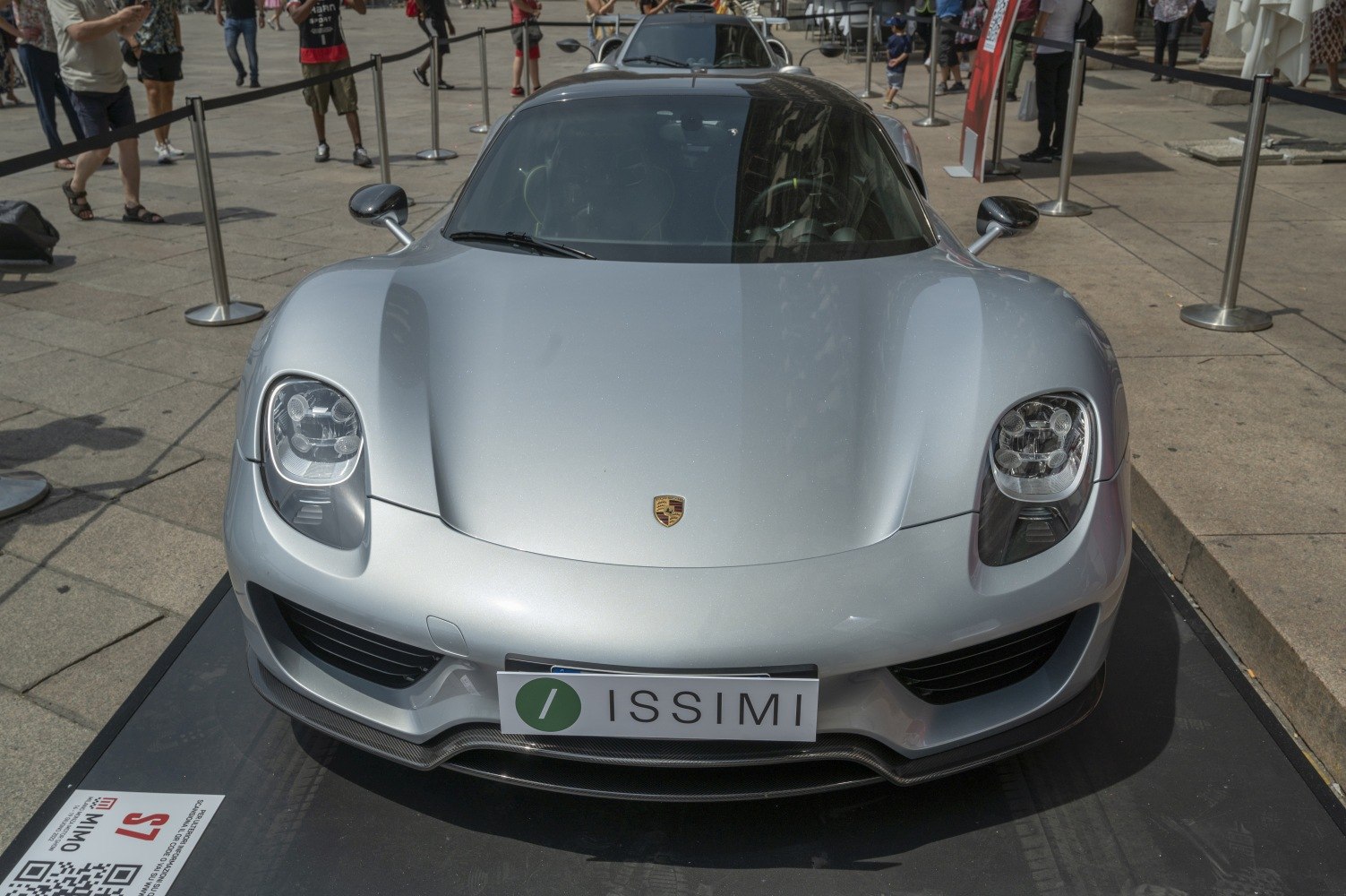 https://totalrenting.es/wp-content/uploads/2022/10/porsche-918-spyder-2013-4-6-v8-887-cv-hybrid-pdk-roadster-12.png