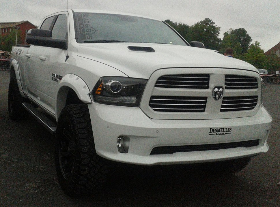https://totalrenting.es/wp-content/uploads/2022/10/ram-1500-crew-cab-i-2010-4-7-v8-310-cv-automatic-pick-up.png