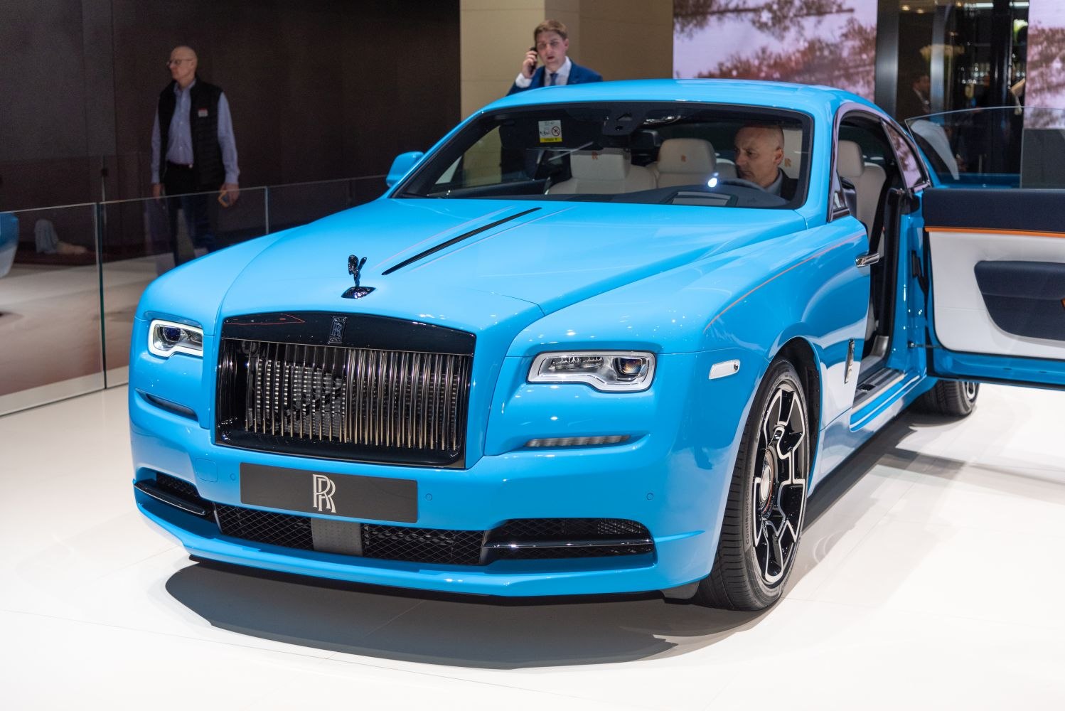 https://totalrenting.es/wp-content/uploads/2022/10/rolls-royce-wraith-2014-6-6-v12-632-cv-automatic-coupe.png