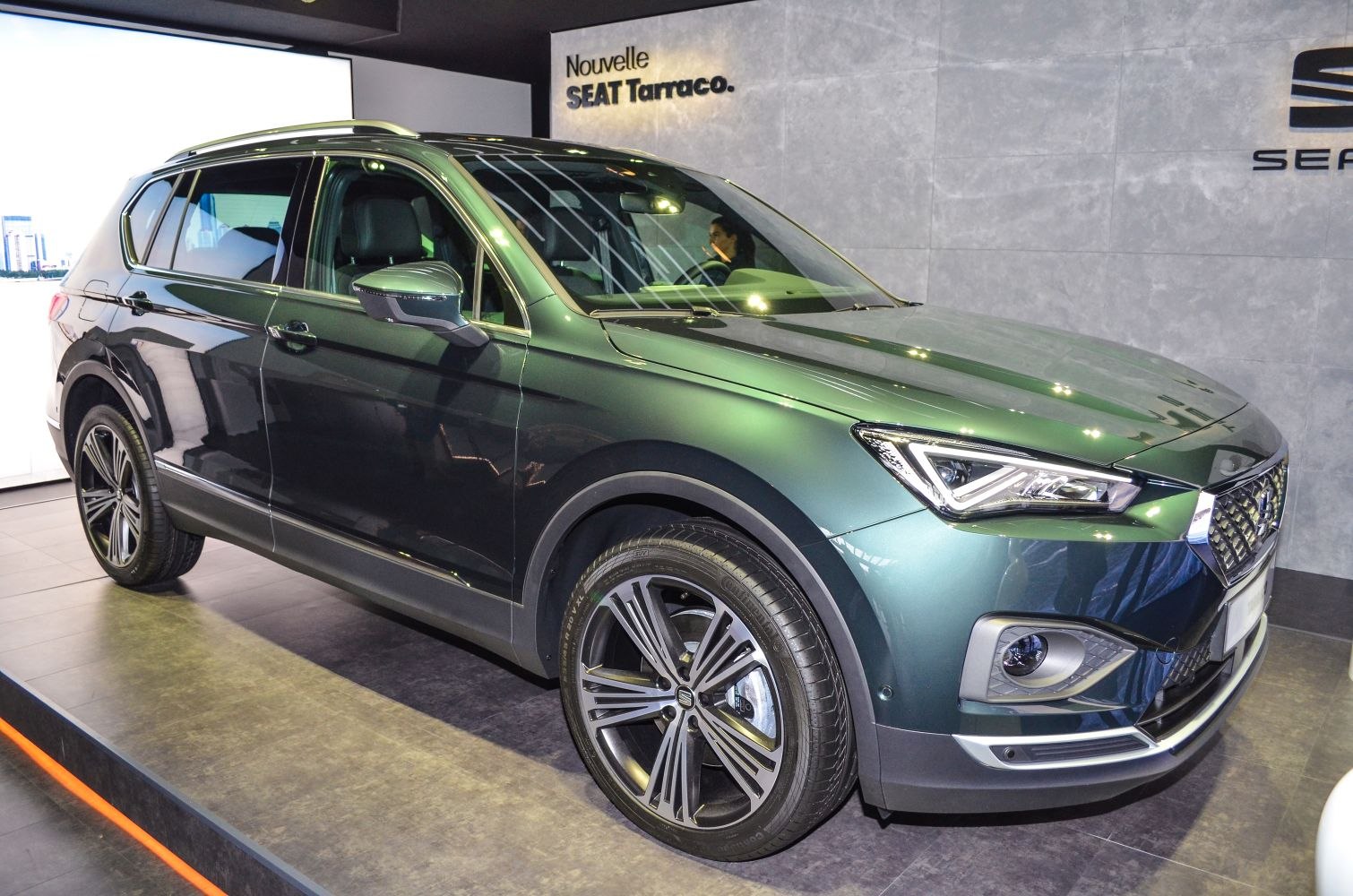 https://totalrenting.es/wp-content/uploads/2022/10/seat-tarraco-2019-1-5-tsi-150-cv-act-suv.png