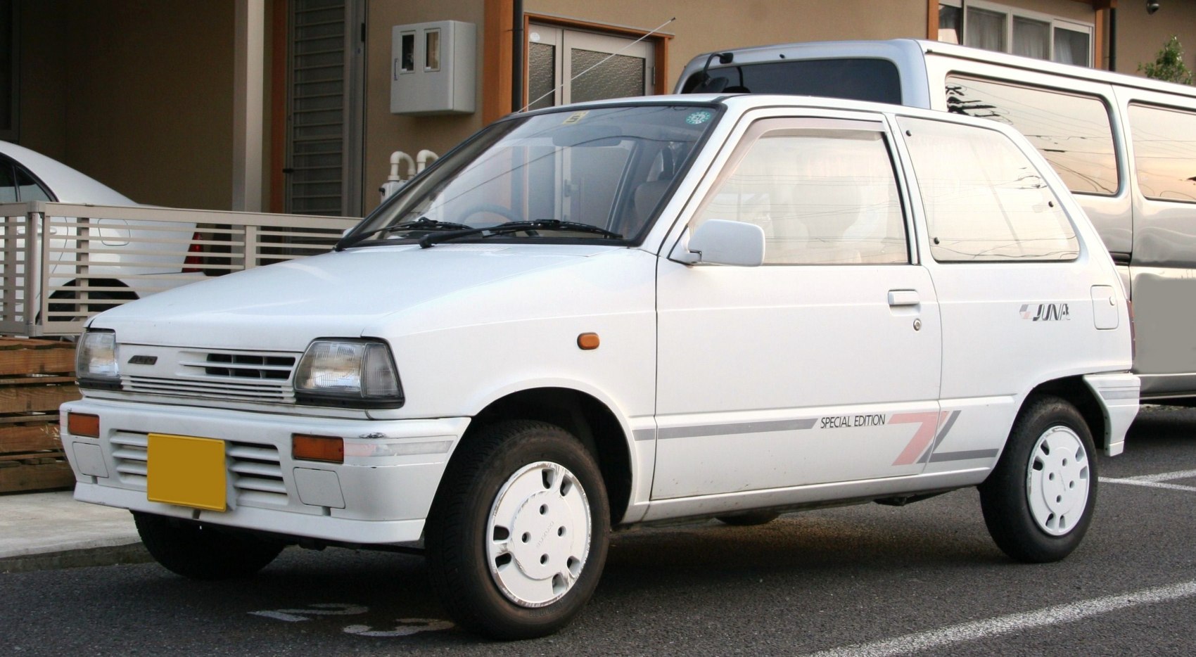 https://totalrenting.es/wp-content/uploads/2022/10/suzuki-alto-ii-1984-0-8-sb308-ca-39-cv-hatchback-1.png