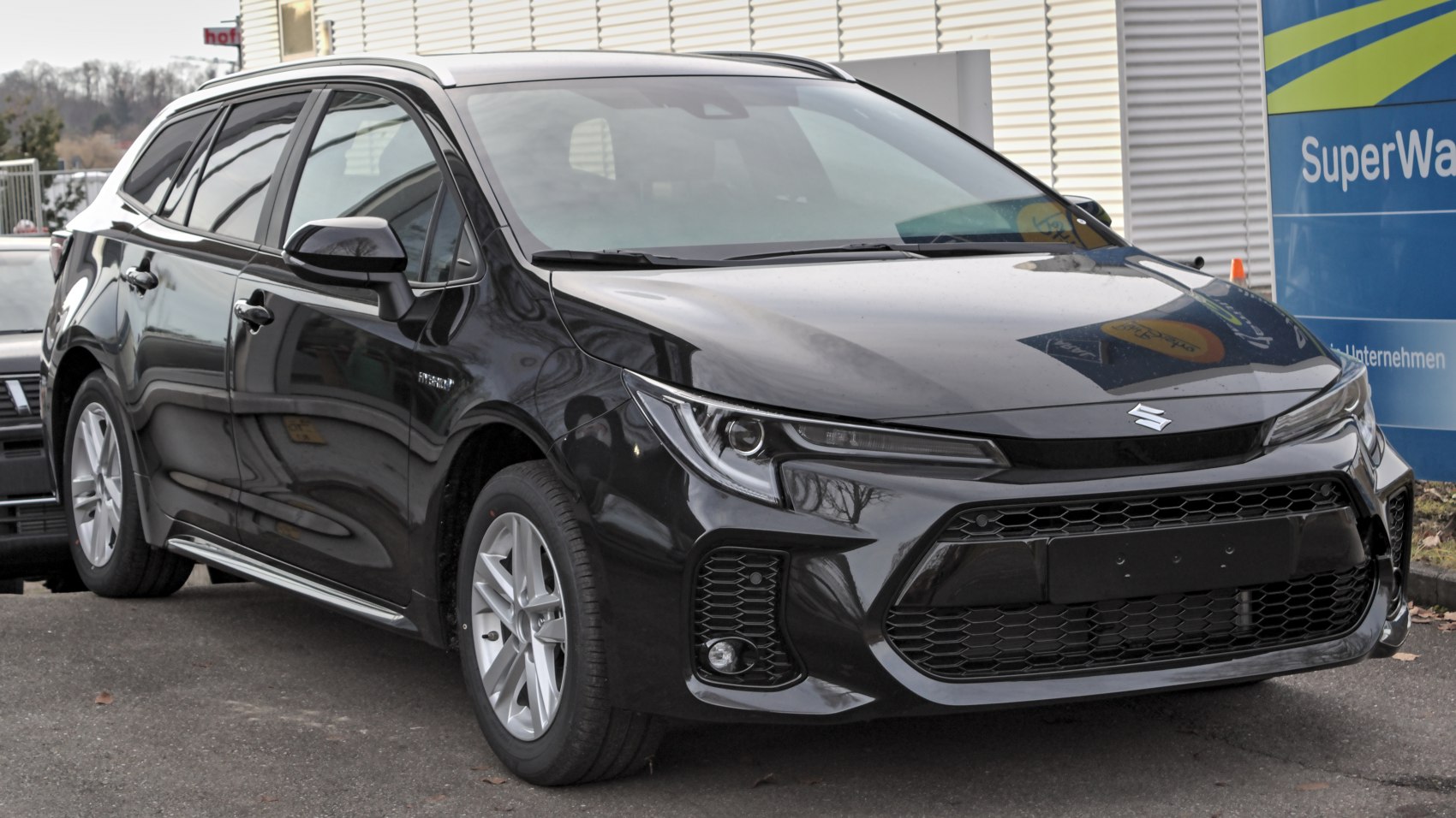 https://totalrenting.es/wp-content/uploads/2022/10/suzuki-swace-2021-1-8-122-cv-hybrid-cvt-ranchera.png