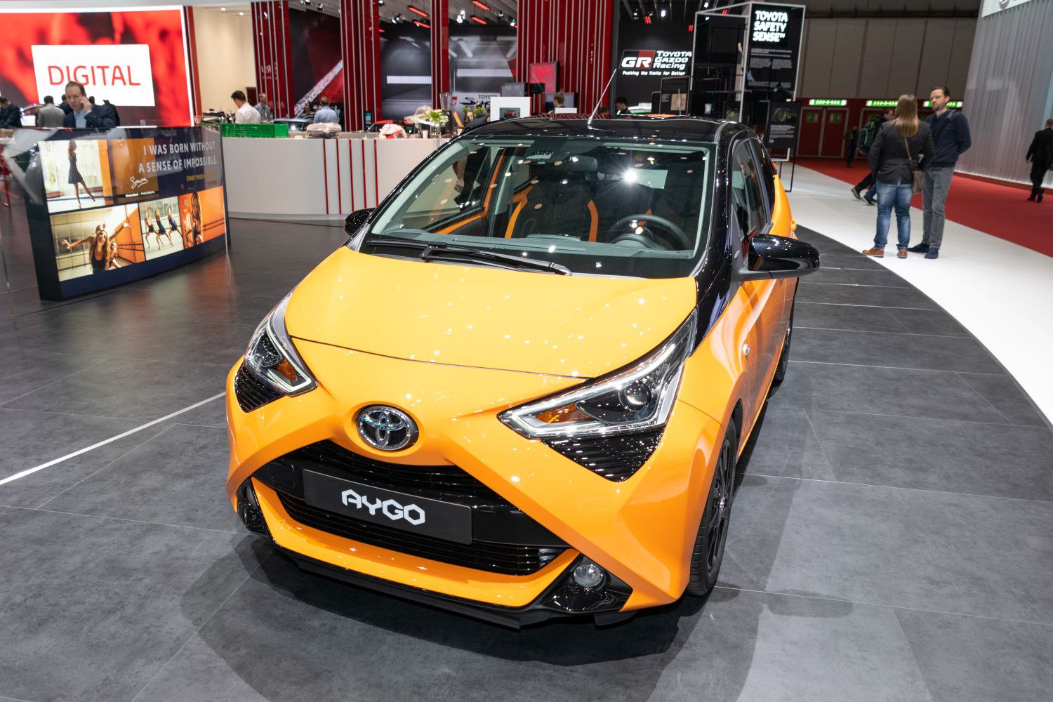 https://totalrenting.es/wp-content/uploads/2022/10/toyota-aygo-ii-facelift-2018-2018-1-0-vvt-i-72-cv-hatchback-1.png