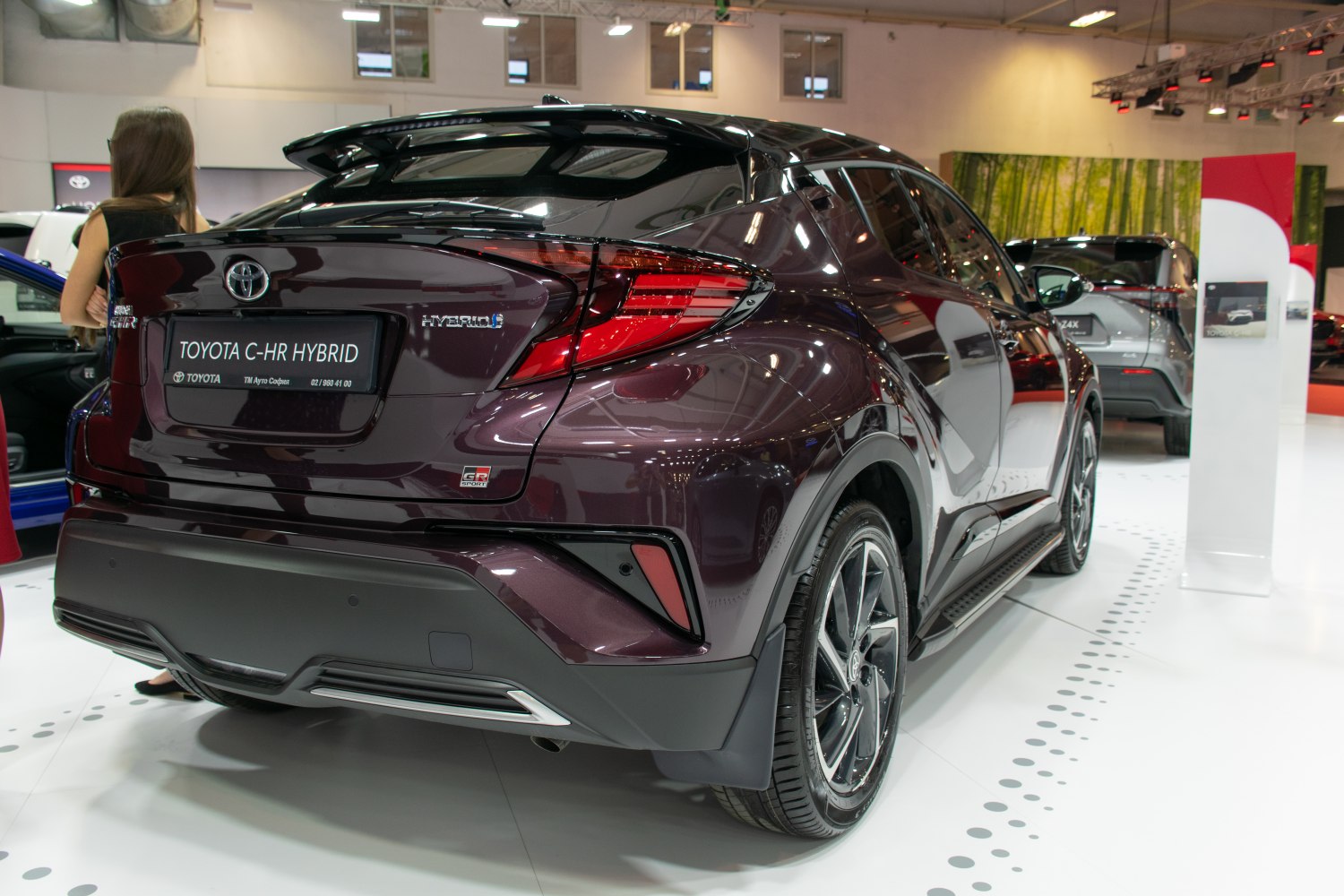 https://totalrenting.es/wp-content/uploads/2022/10/toyota-c-hr-facelift-2020-2020-1-2-116-cv-suv-2.png
