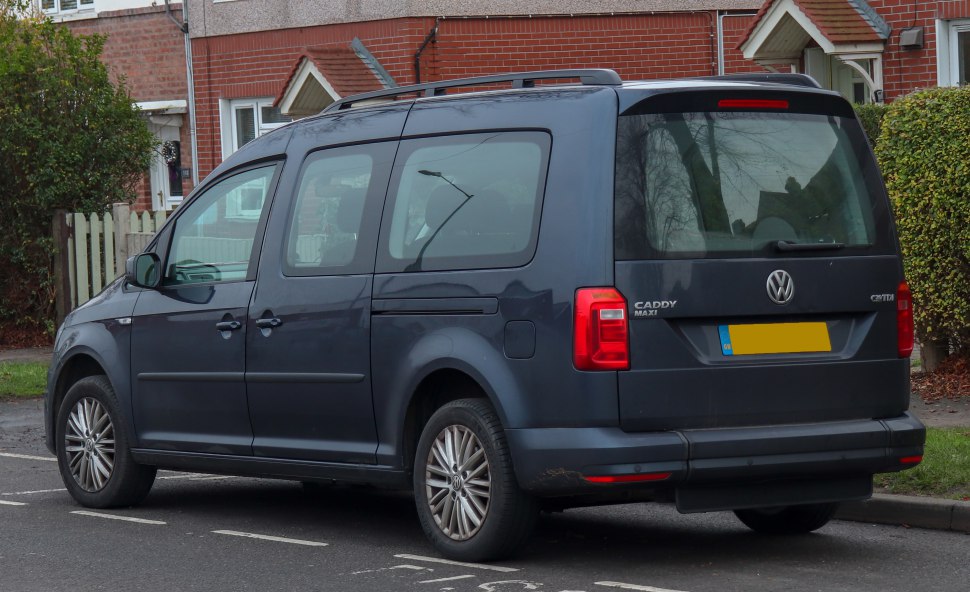 https://totalrenting.es/wp-content/uploads/2022/10/volkswagen-caddy-maxi-combi-iv-2015-2-0-tdi-102-cv-minivan-ranchera.png