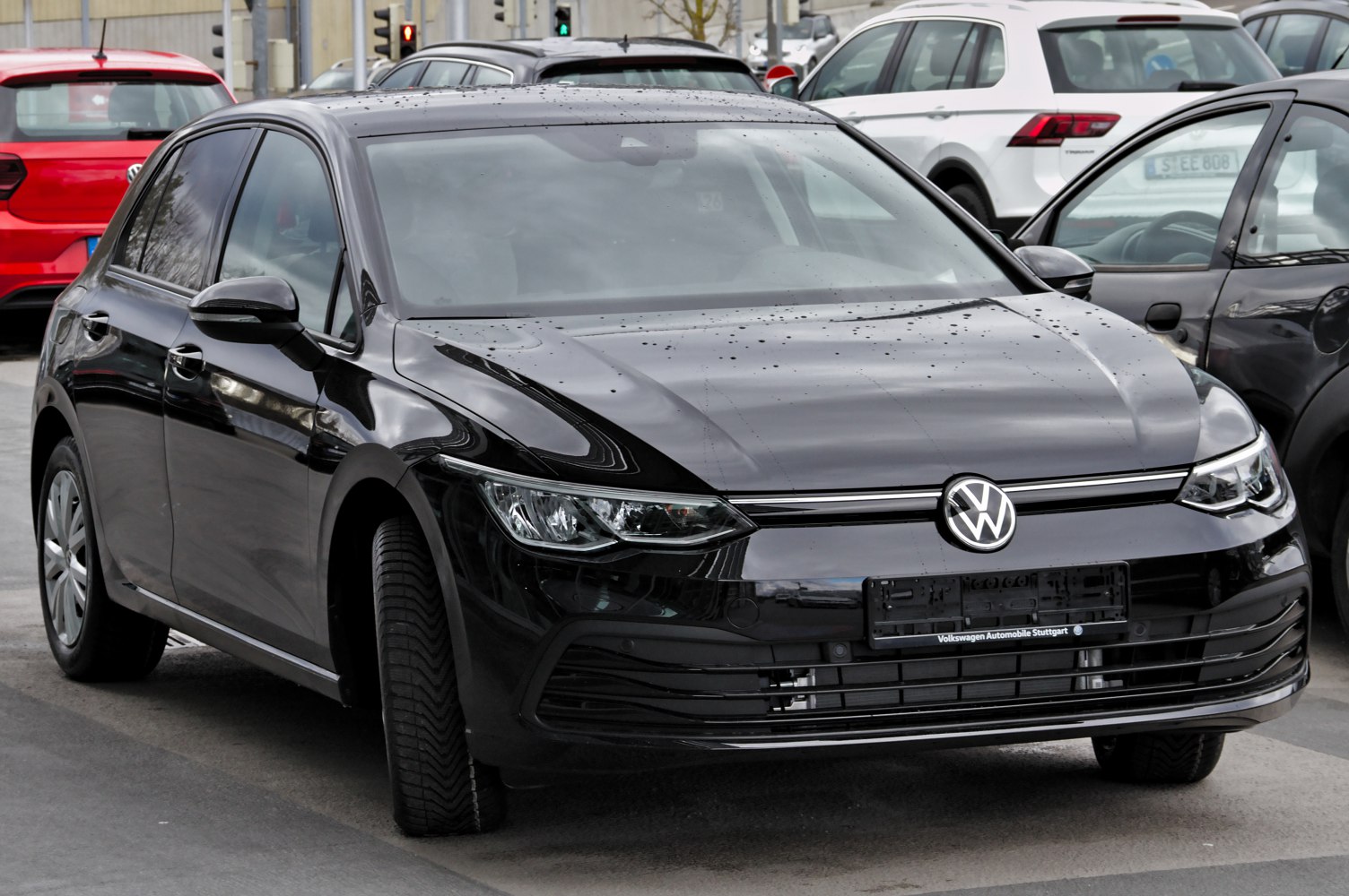 https://totalrenting.es/wp-content/uploads/2022/10/volkswagen-golf-viii-2020-r-2-0-tsi-320-cv-4motion-dsg-hatchback.png