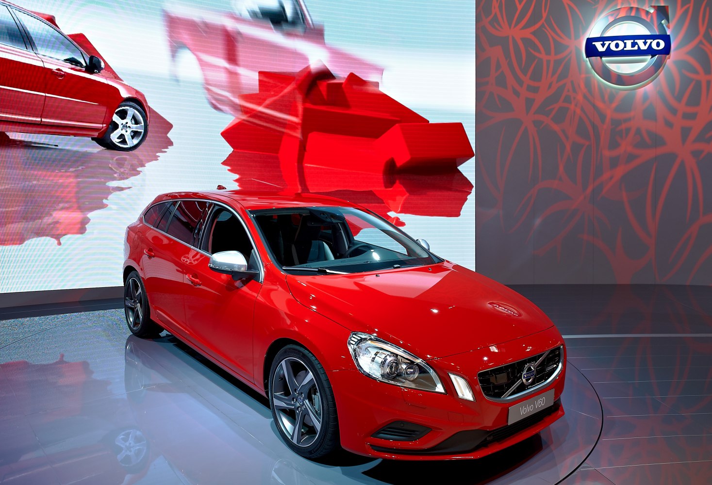 https://totalrenting.es/wp-content/uploads/2022/10/volvo-v60-i-2011-2-0-d3-163-cv-mt-ranchera.png