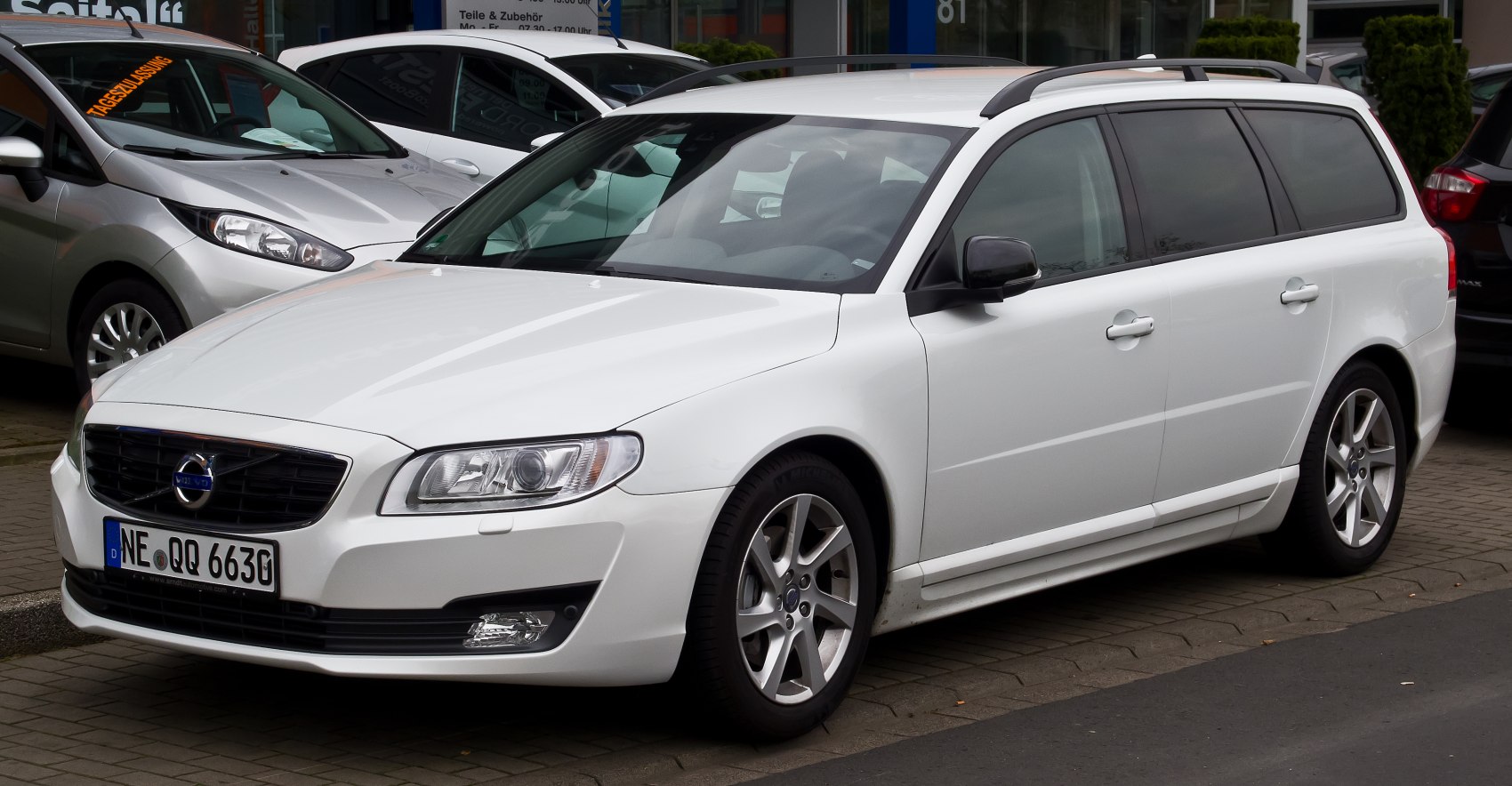 https://totalrenting.es/wp-content/uploads/2022/10/volvo-v70-iii-facelift-2013-2013-1-6-t4-180-cv-ranchera.png
