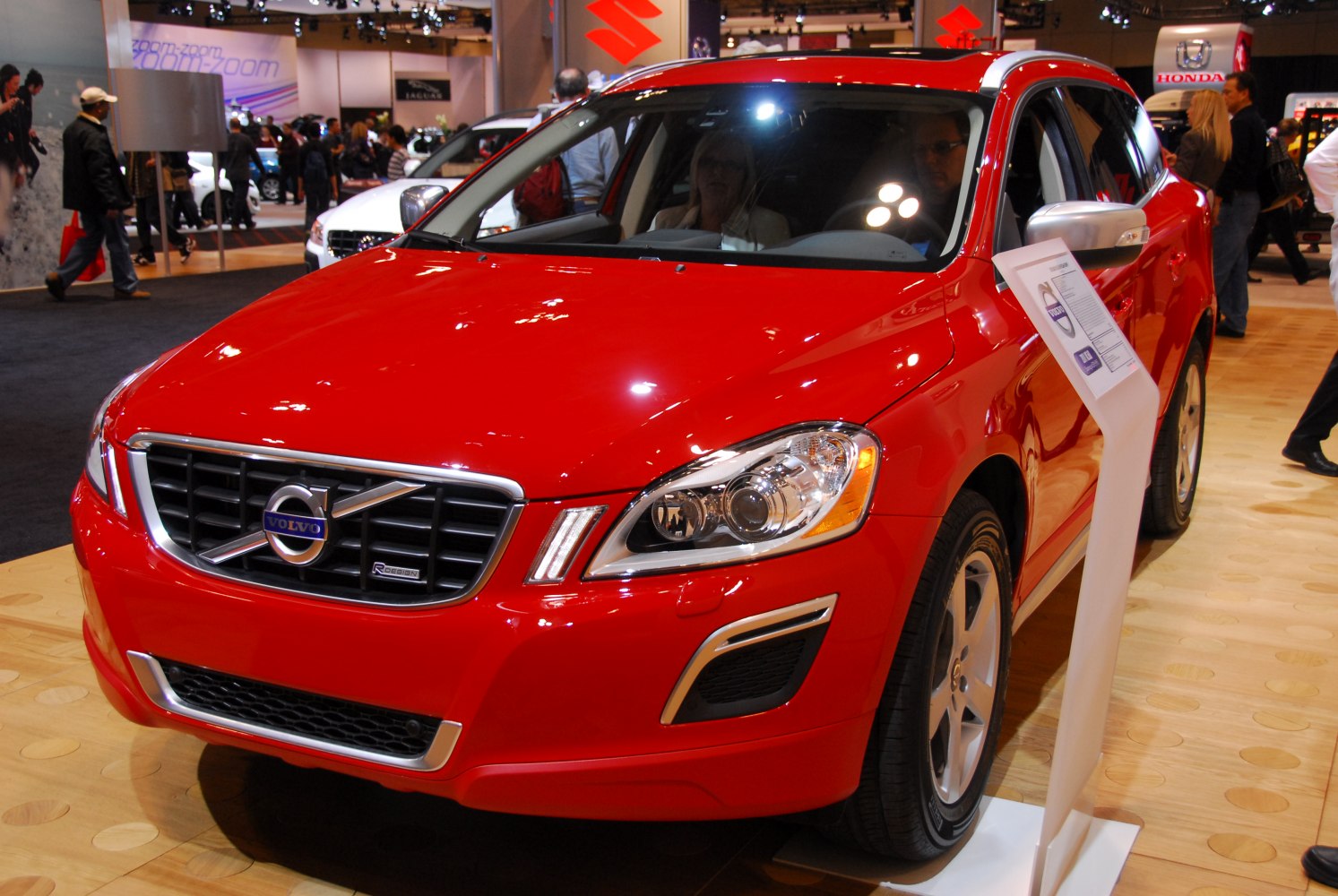 https://totalrenting.es/wp-content/uploads/2022/10/volvo-xc60-i-2009-2-4-d5-185-cv-awd-suv-crossover.png