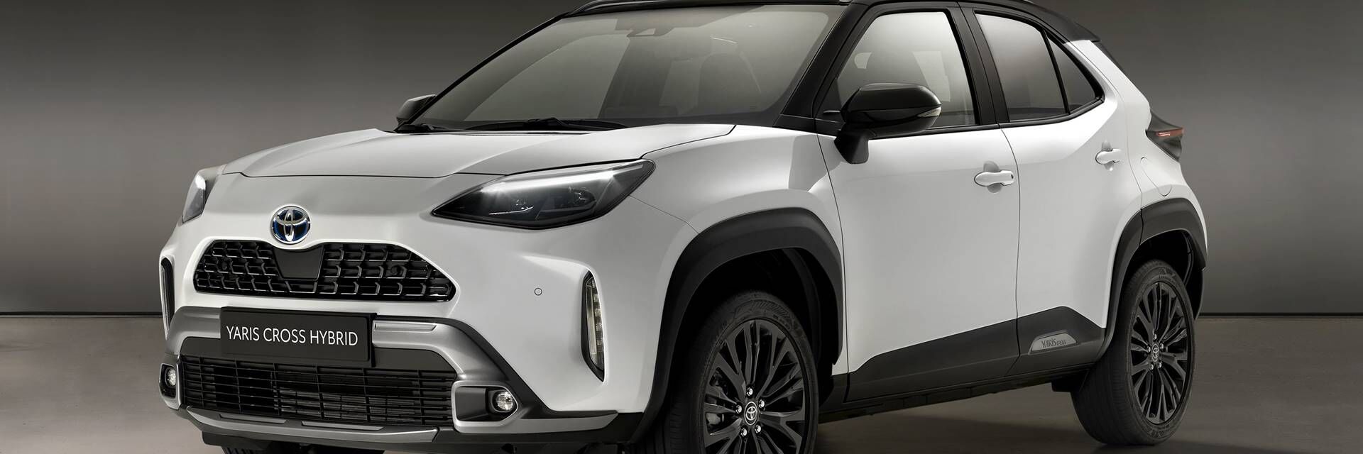Ofertón del Toyota Yaris Cross entrega rápida esta semana de Black Friday con Total Renting