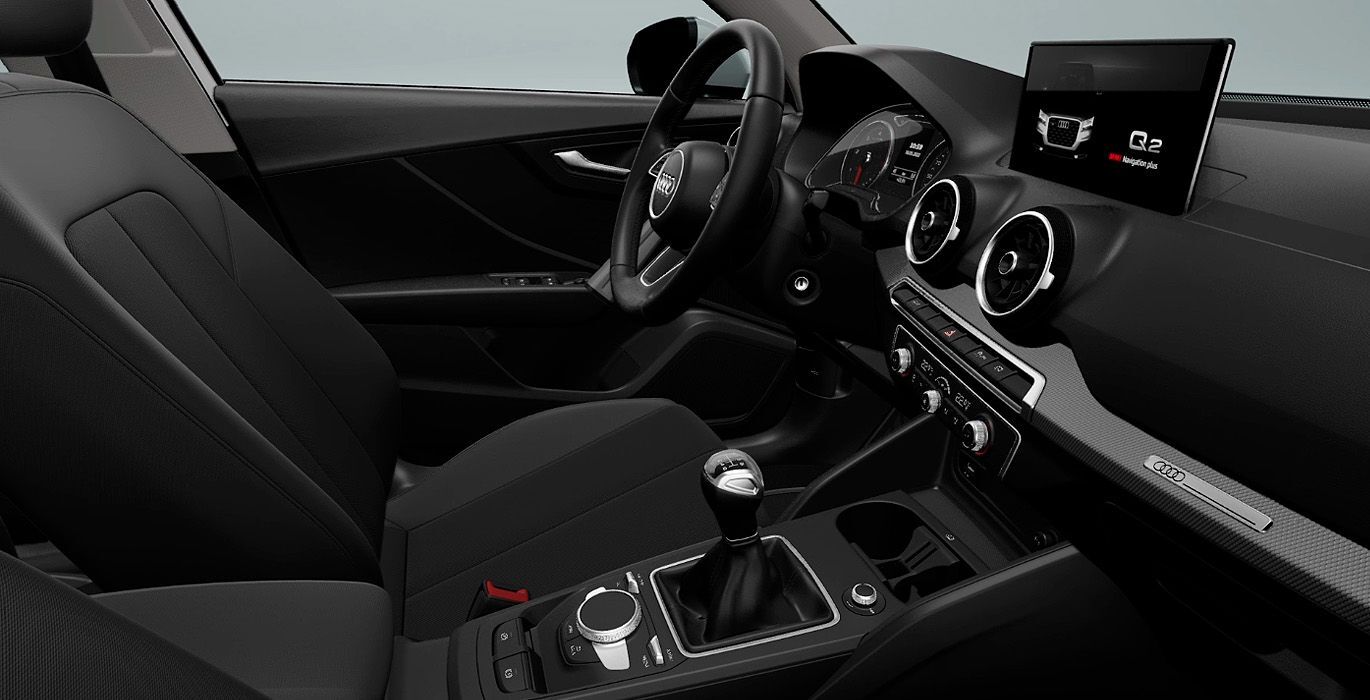 AUDI Q2 Advanced 30 TDI interior perfil | Total Renting