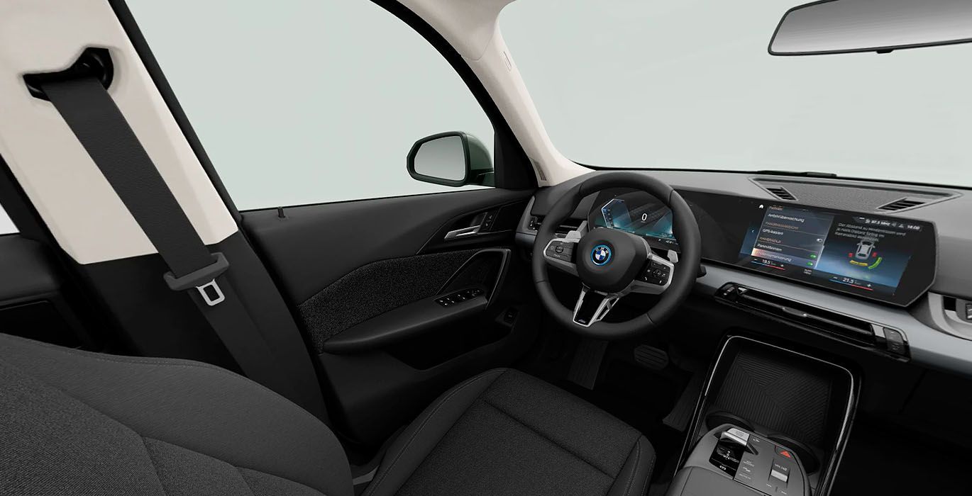 BMW X1 xDrive 25e interior delantera | Total Renting