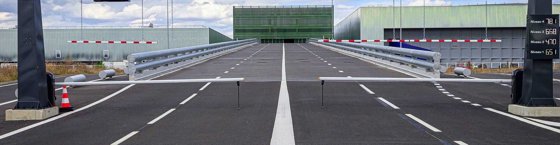 ¿Dónde aparcar en el aeropuerto de Santiago de Compostela?