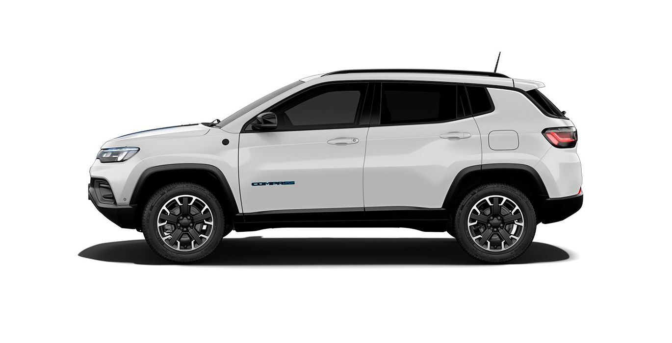 Jeep Compass 4Xe 1.3 PHEV 240CV Trailhawk AT exterior perfil | Total Renting