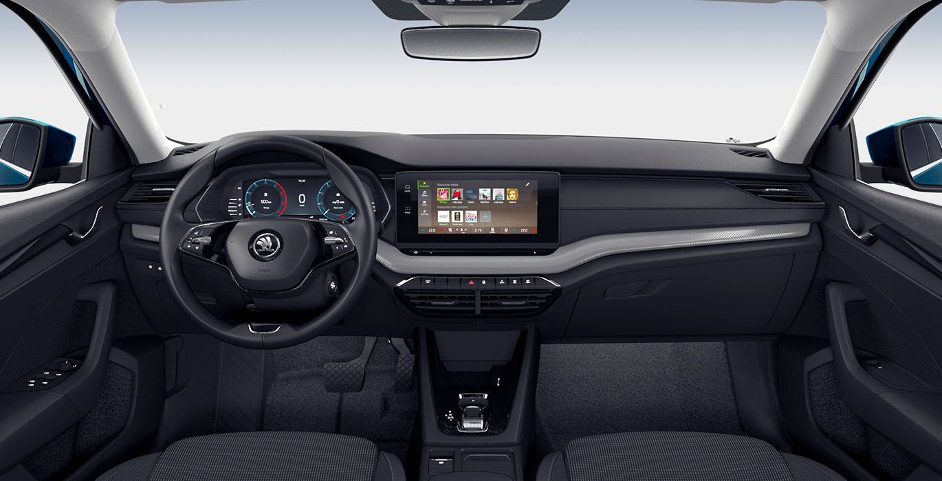 SKODA Octavia Ambition 2.0 TDI DSG interior delantera | Total Renting