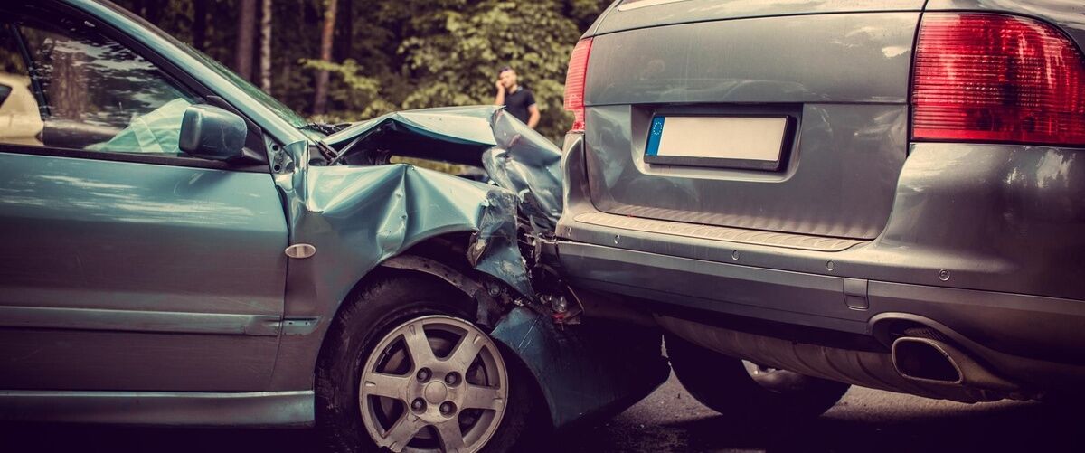 Accidente de tráfico coche