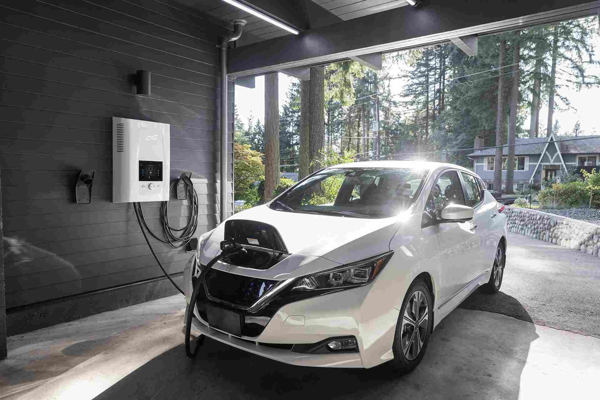Esto está ocurriendo en Alemania con la carga de los coches eléctricos en las casas