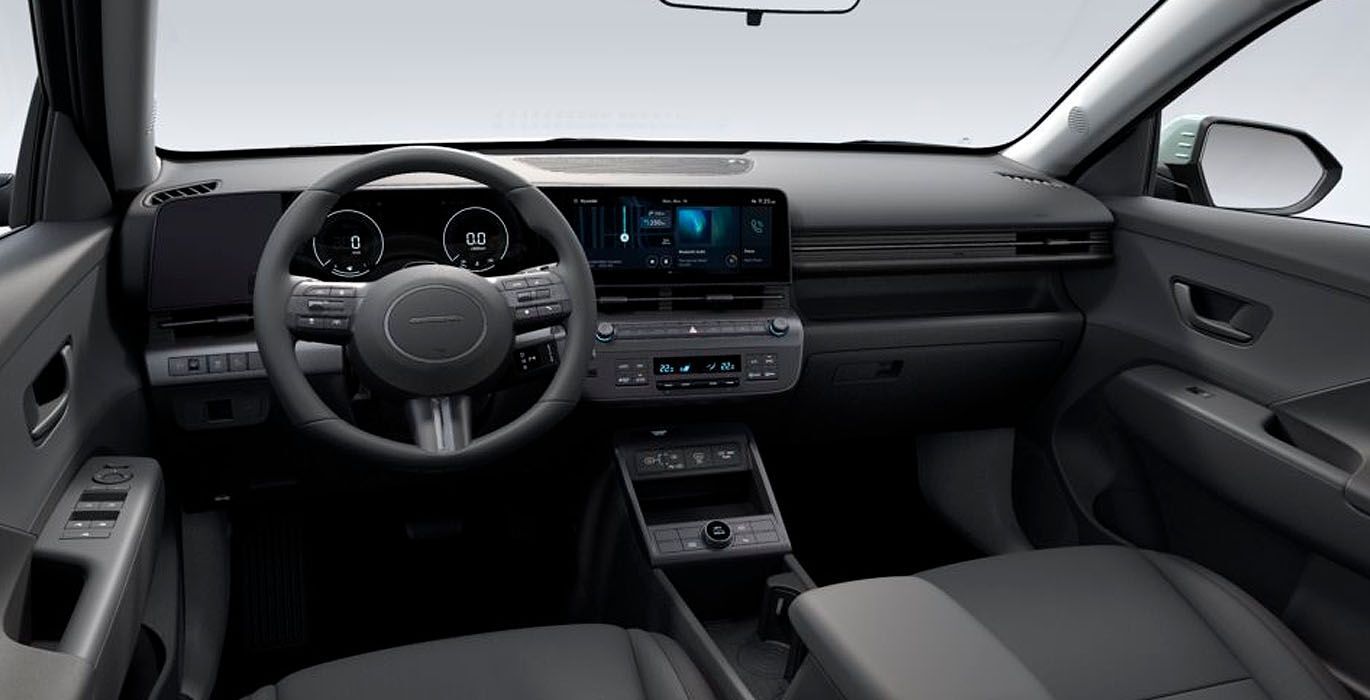 Hyundai Nuevo Kona HEV Maxx 141cv DCT interior delantera | Total Renting