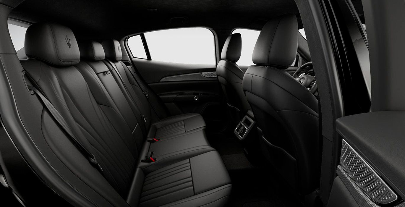 MASERATI GRECALE GT L4 MHEV 300CV AWDAUTOMATICO interior perfil | Total Renting