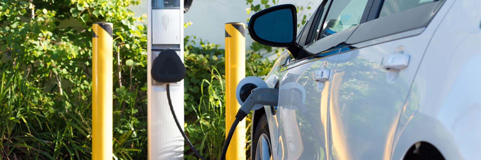 Todo el dinero que te puedes ahorrar conduciendo un coche eléctrico